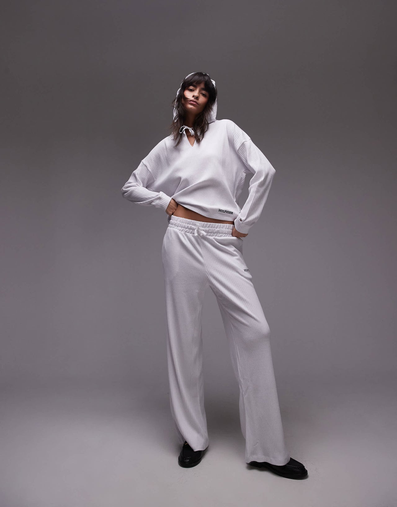 Tommy Hilfiger logo lounge hoodie in white