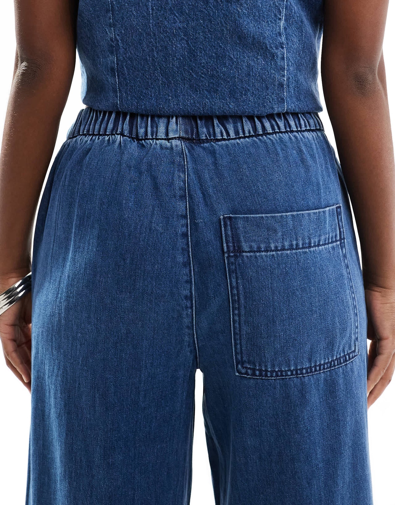 Pieces elasticated waist wide leg jeans in medium blue wash