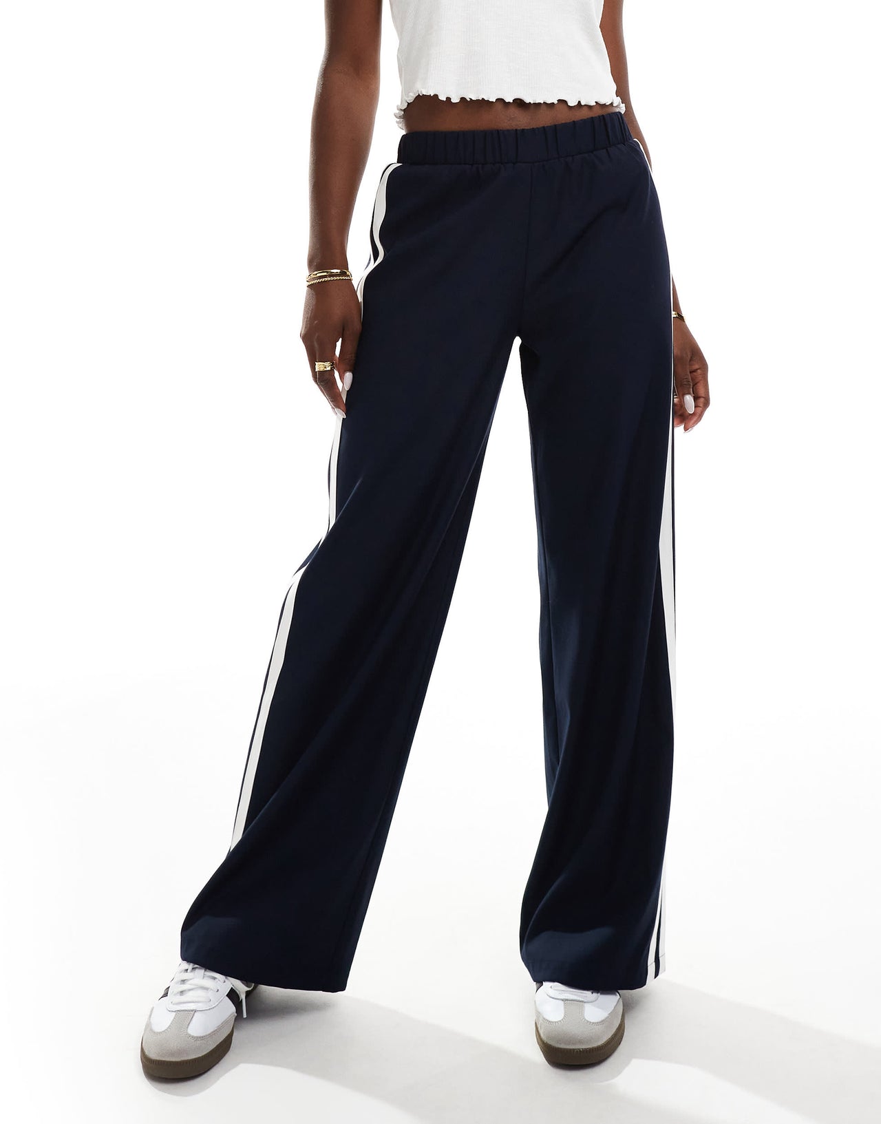 4th & Reckless wide leg tailored side stripe trousers in navy