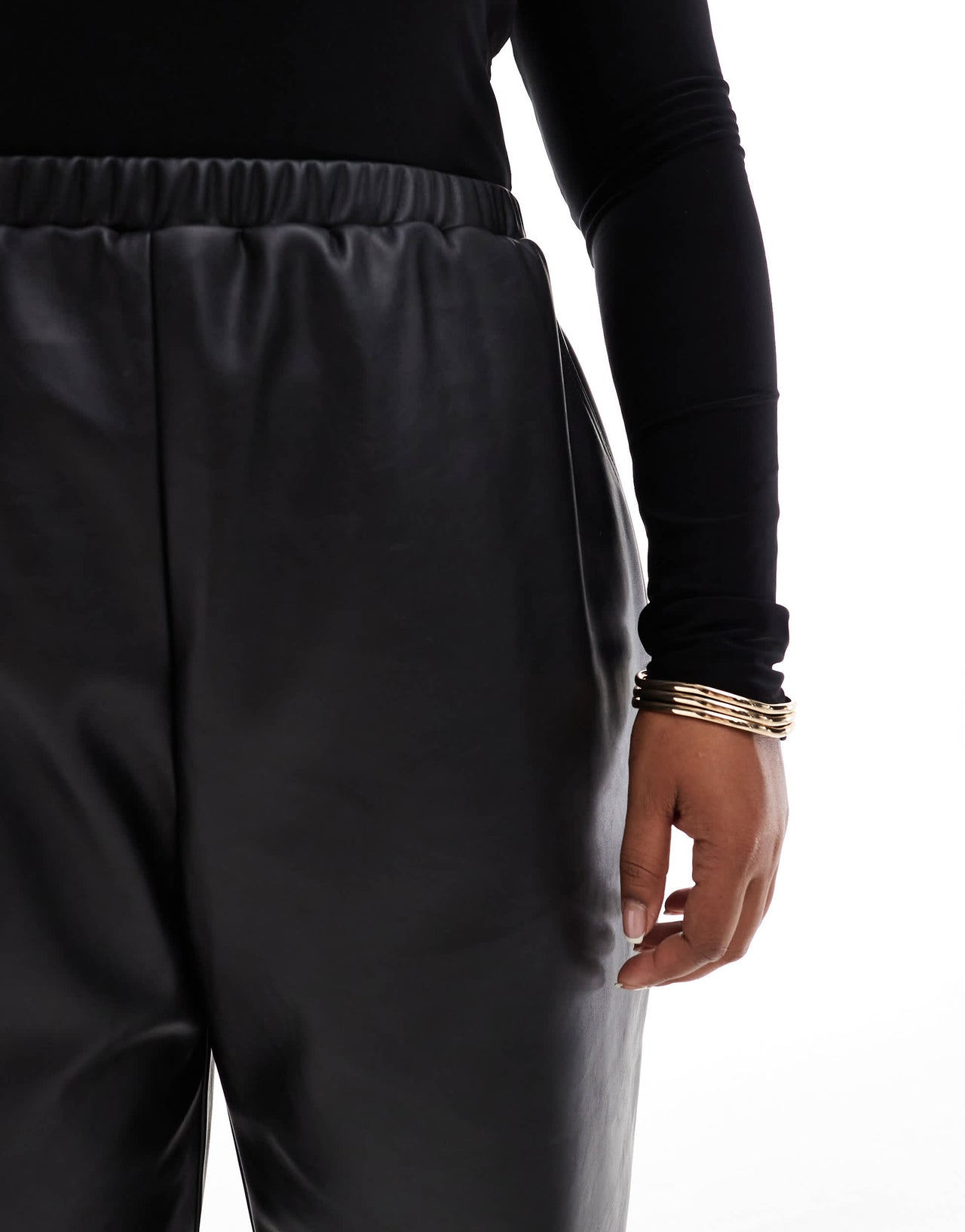 4th & Reckless Plus leather look straight leg pull on trousers in black