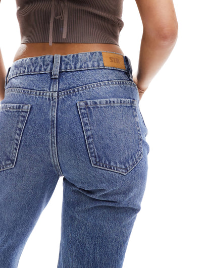 Stradivarius STR straight leg jean in medium blue