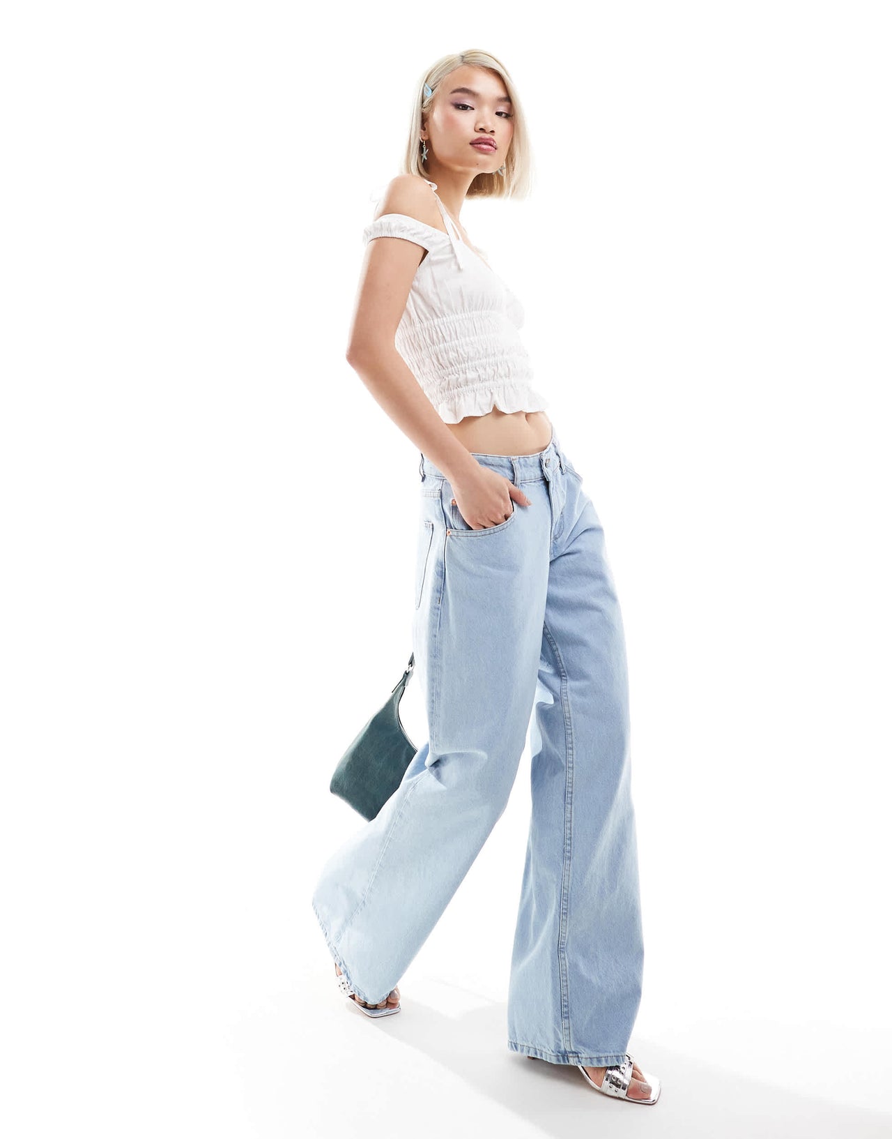 Motel roomy wide leg low rise jeans in light wash blue