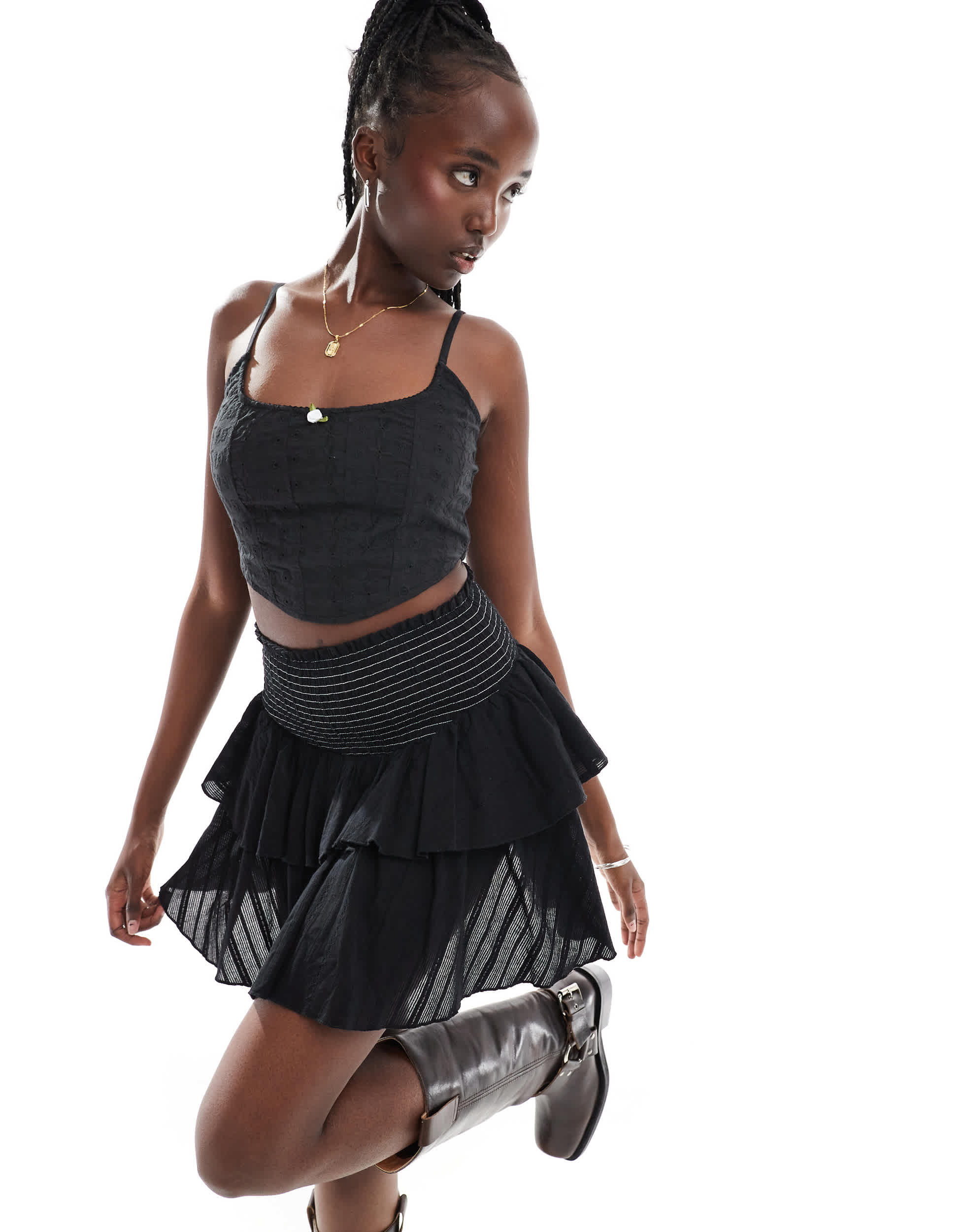 Daisy Street square neck broiderie cami crop top with rosette detail