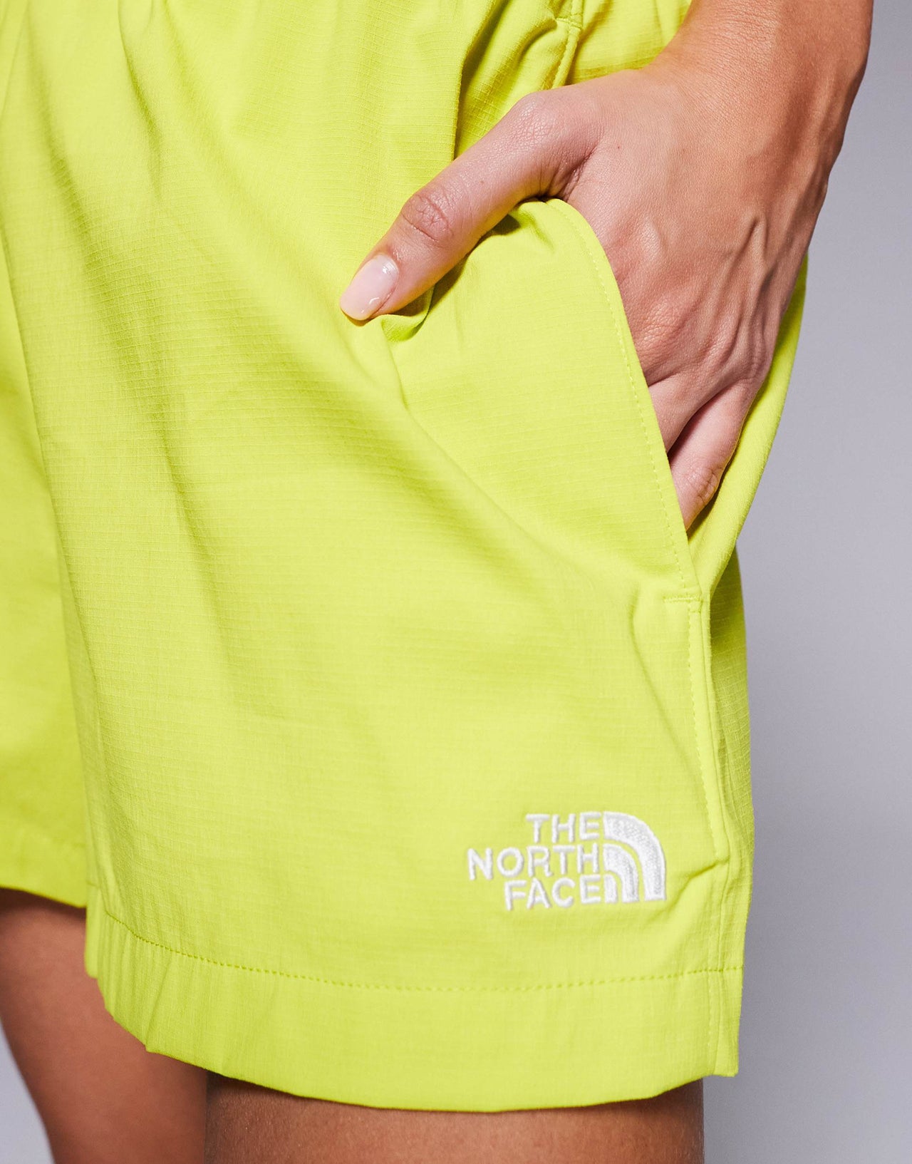 The North Face 3-inch Class V Pathfinder Pull-On Short in green