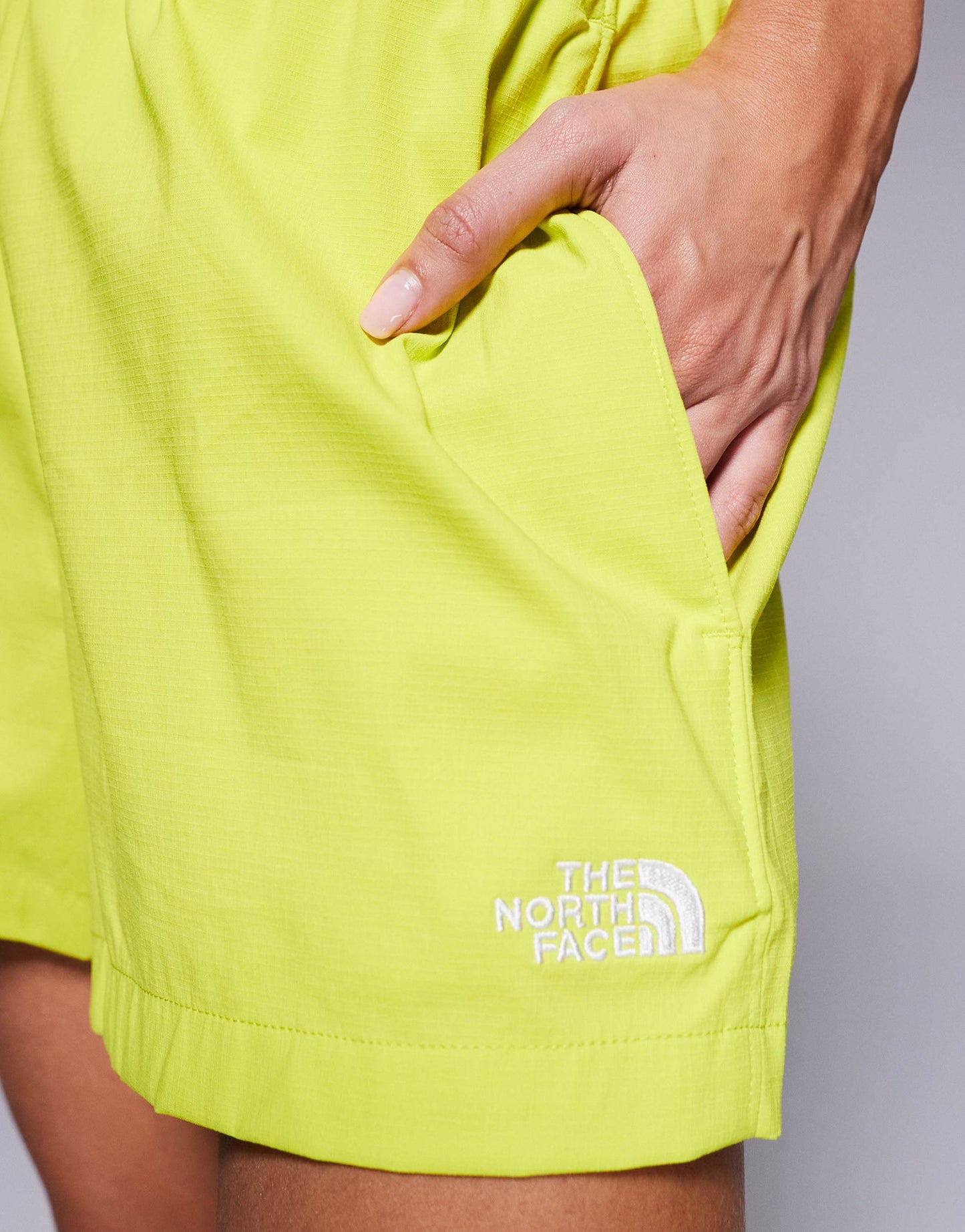 The North Face 3-inch Class V Pathfinder Pull-On Short in green