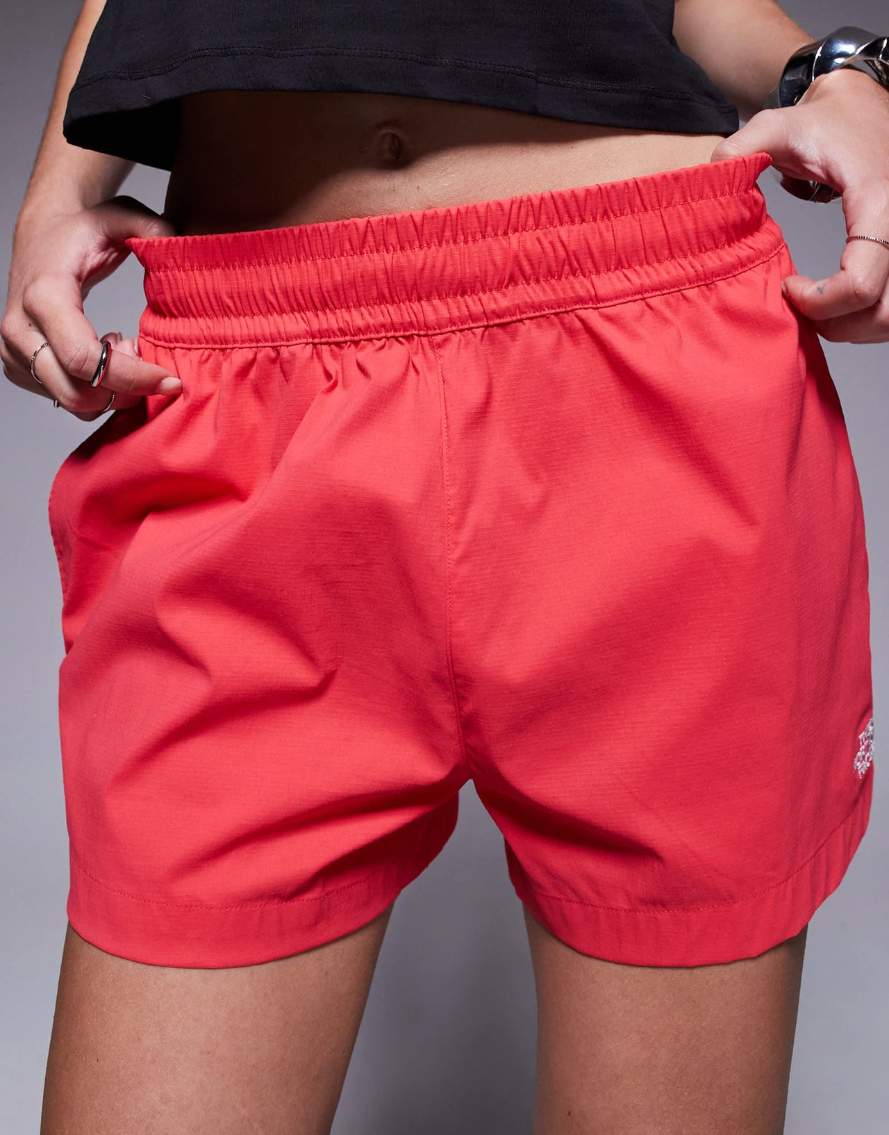 The North Face 3-inch Class V Pathfinder Pull-On Short in pink