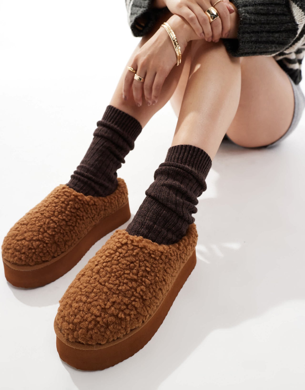 SEQWL fluffy teddy flatform mules in brown