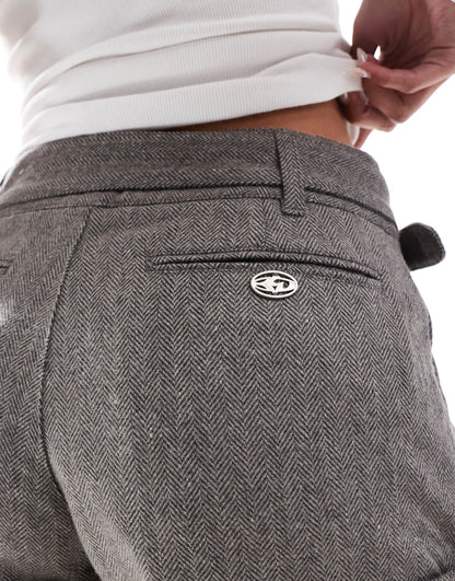 Basic Pleasure Mode tweedy oversized 90s shorts in grey