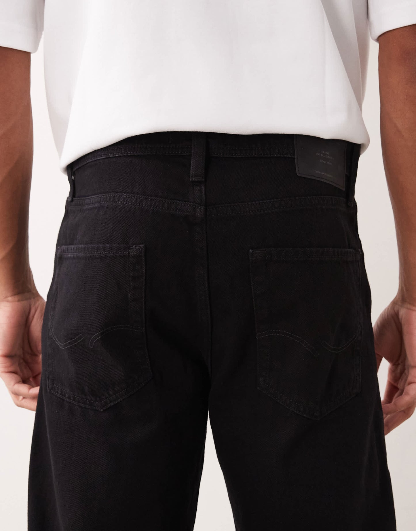 Jack & Jones Eddie loose jean in black