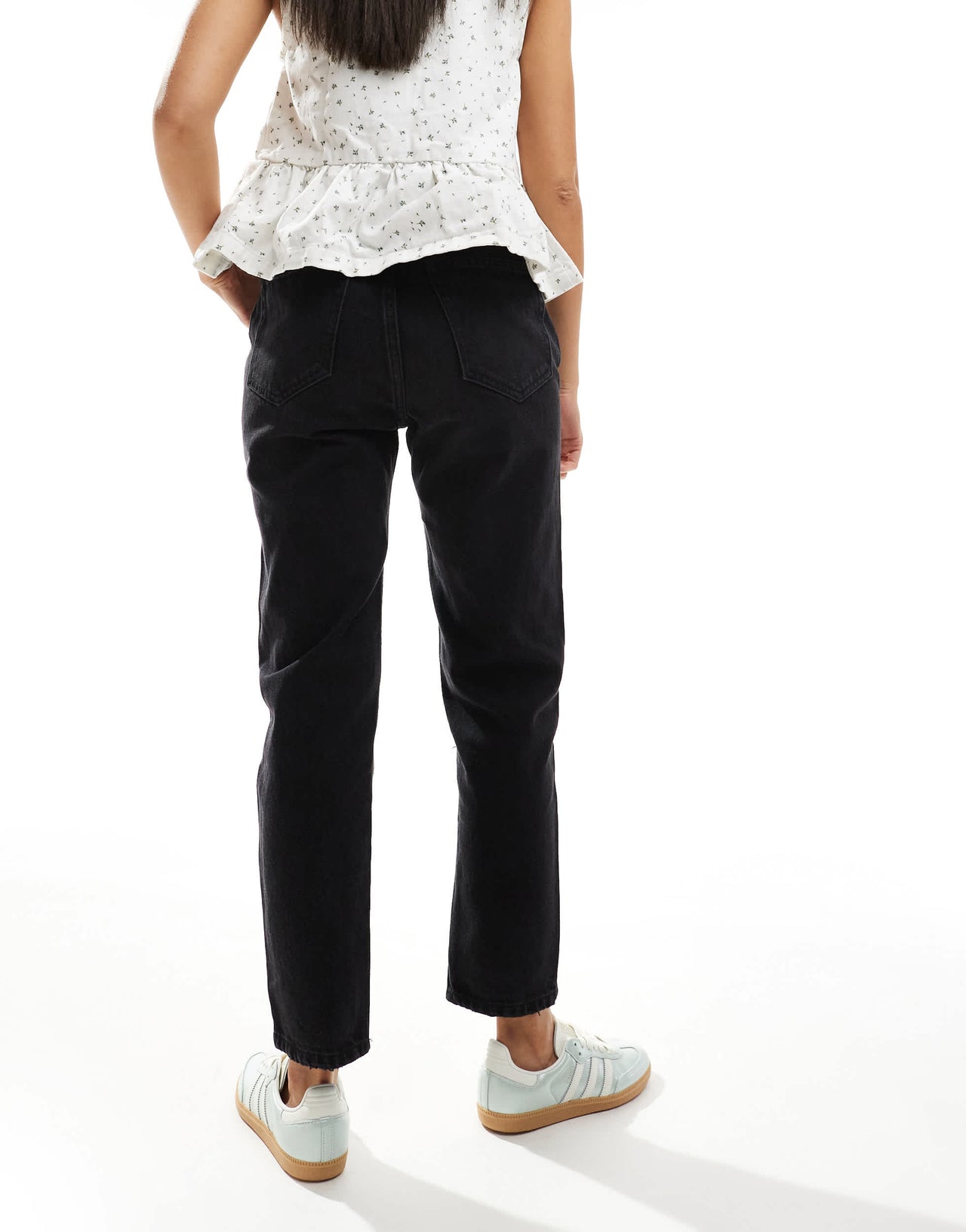 Pull&Bear high waisted mom jean in black