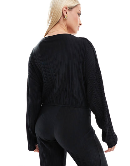 Mamalicious Maternity long sleeved plisse cropped top co-ord in black