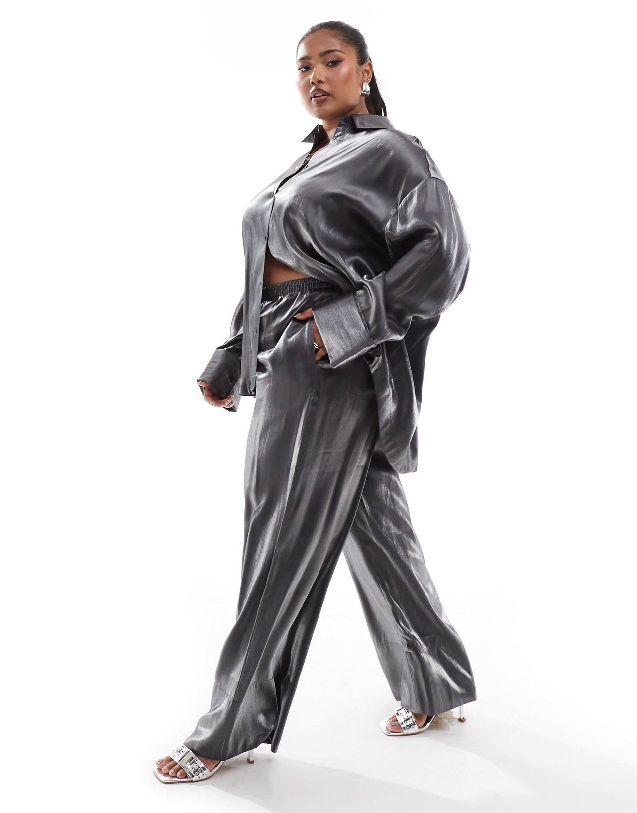 ASOS DESIGN Curve satin pull on trouser in silver co-ord