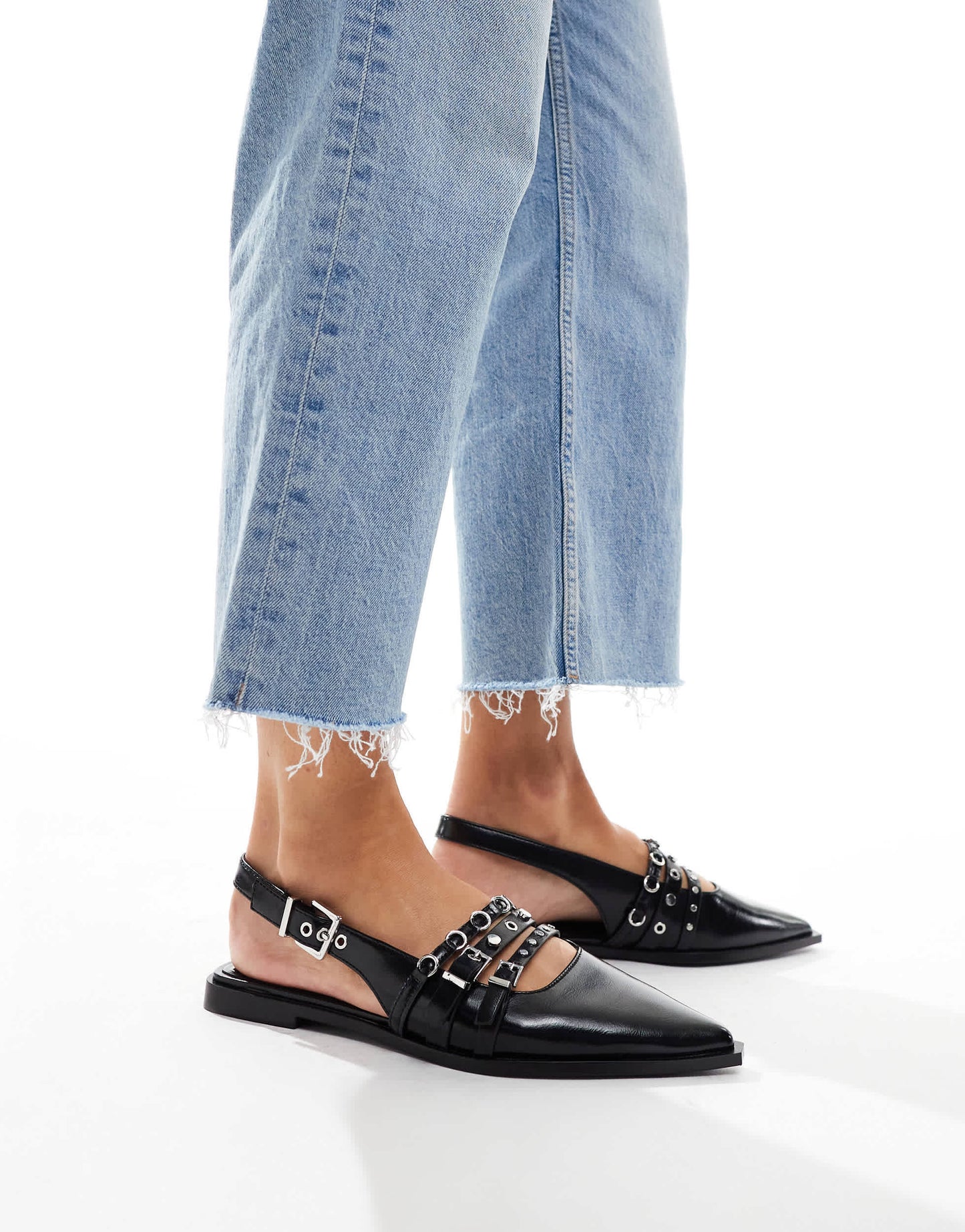 Stradivarius buckle detail pointed flat slingback in black