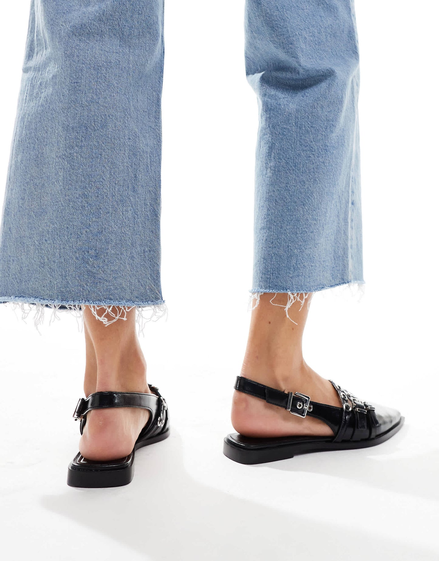 Stradivarius buckle detail pointed flat slingback in black