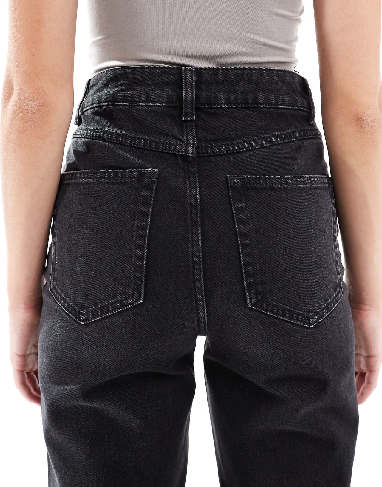 ASOS DESIGN mid rise relaxed straight ankle grazer jean in black