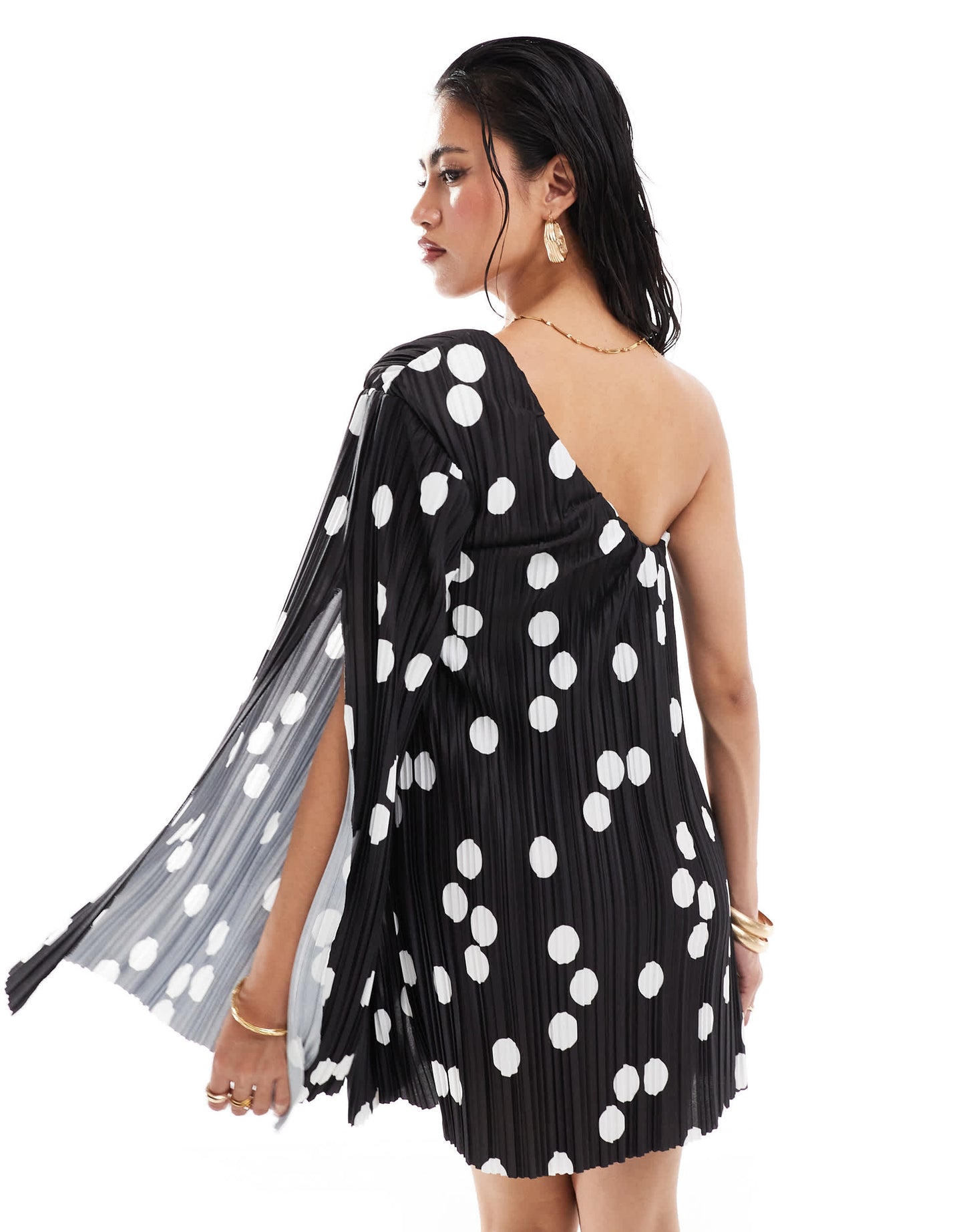 ASOS DESIGN one sleeve plisse mini dress in mono spot print