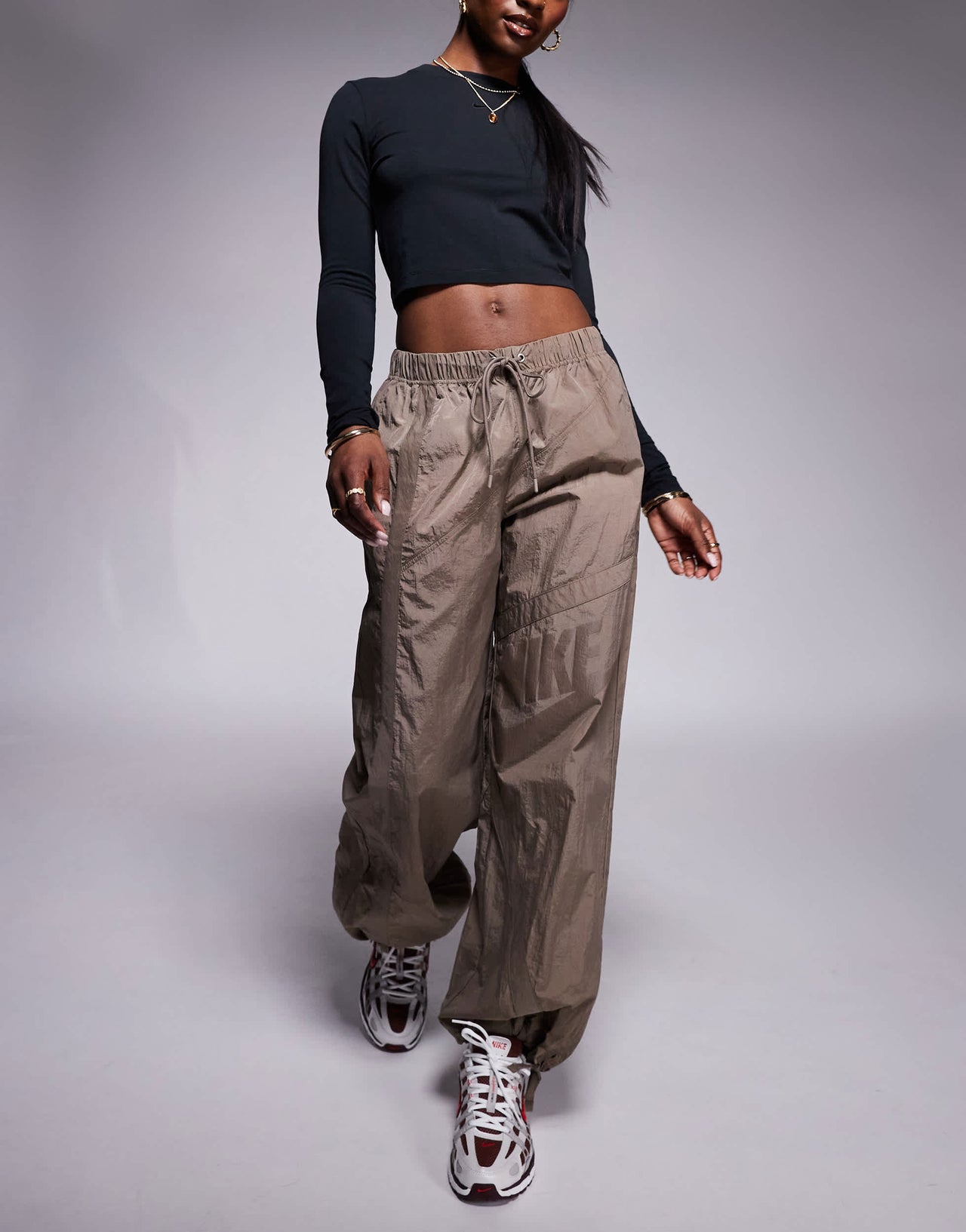 Nike Street woven straight leg trousers in khaki