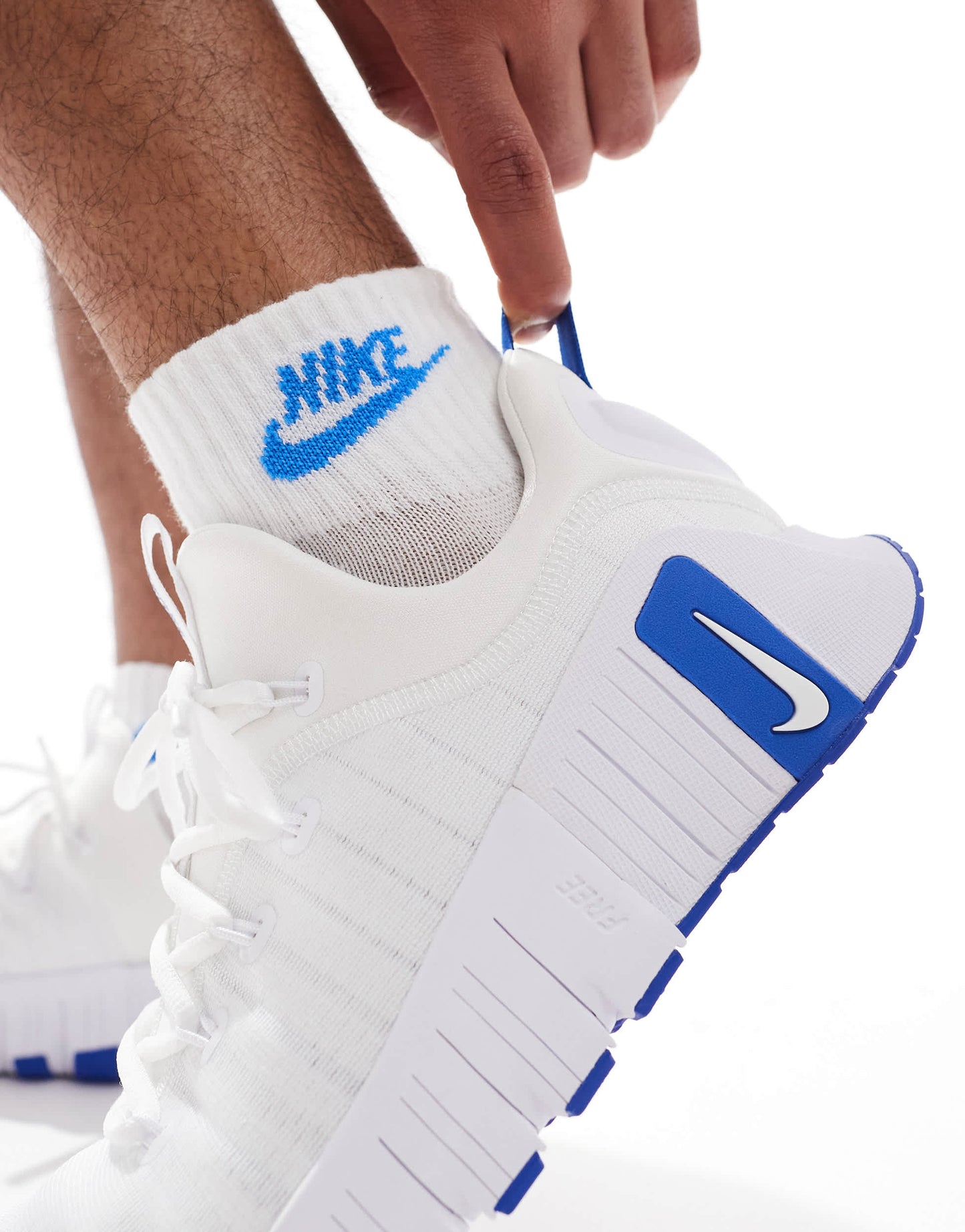 Nike Training Free Metcon 6 trainers in white and blue