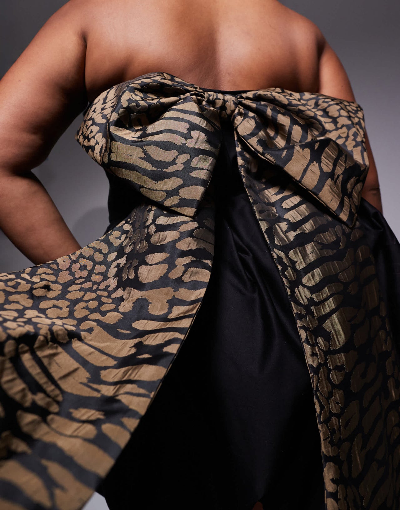 ASOS LUXE Curve cotton sateen structured mini dress with jacquard leopard bow in black