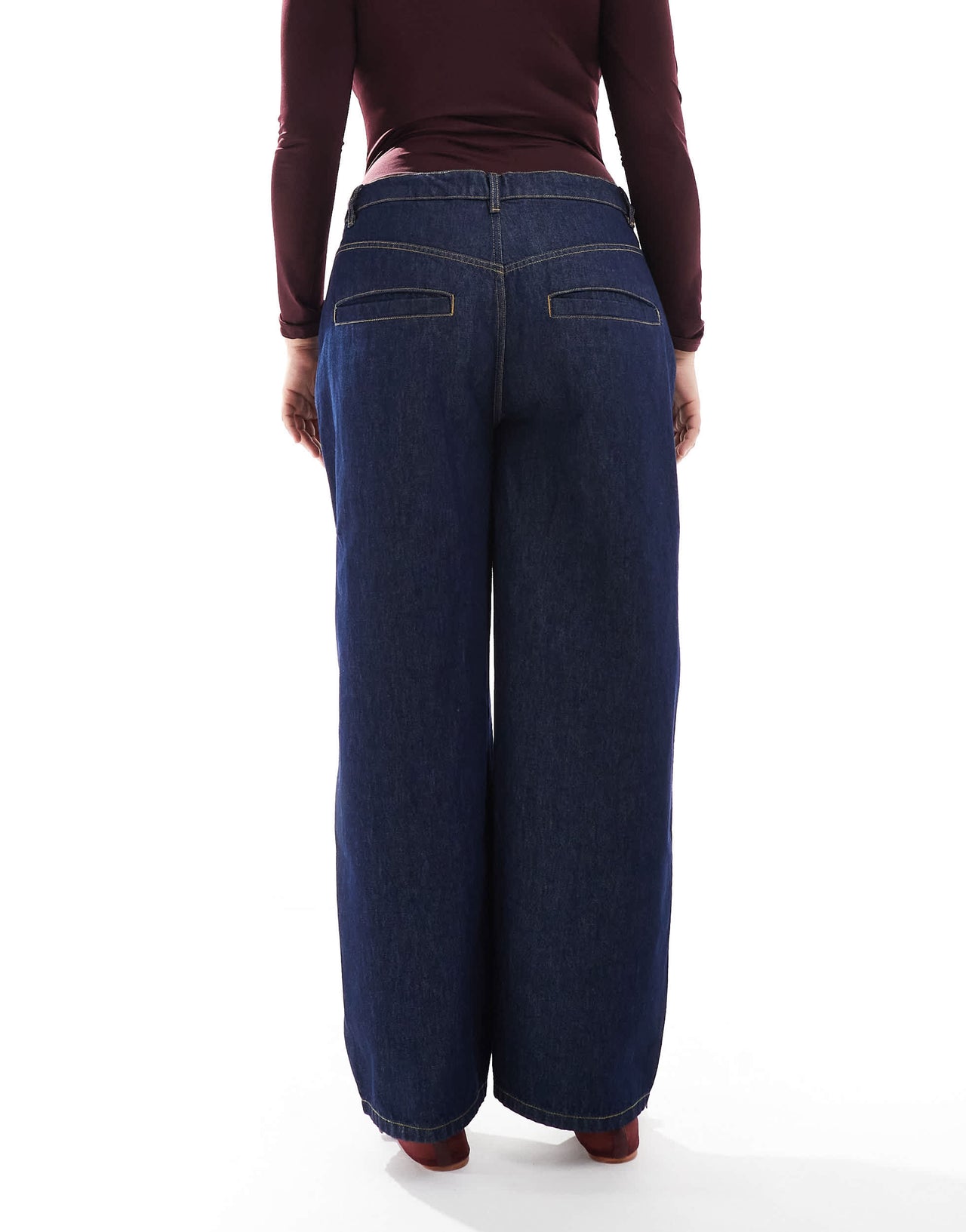 ASOS DESIGN Curve tailored barrel jeans in rinse wash