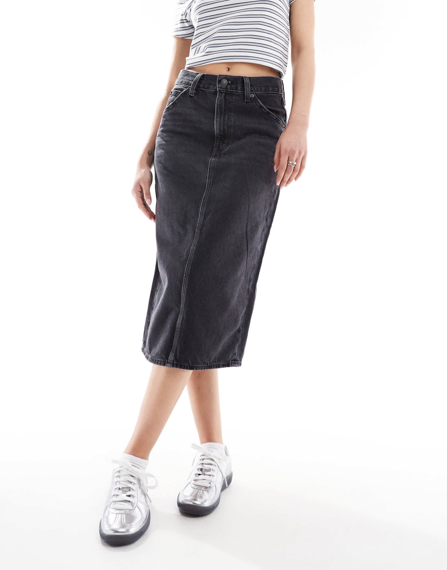 Levi's high rise midi skirt with back slit in washed black