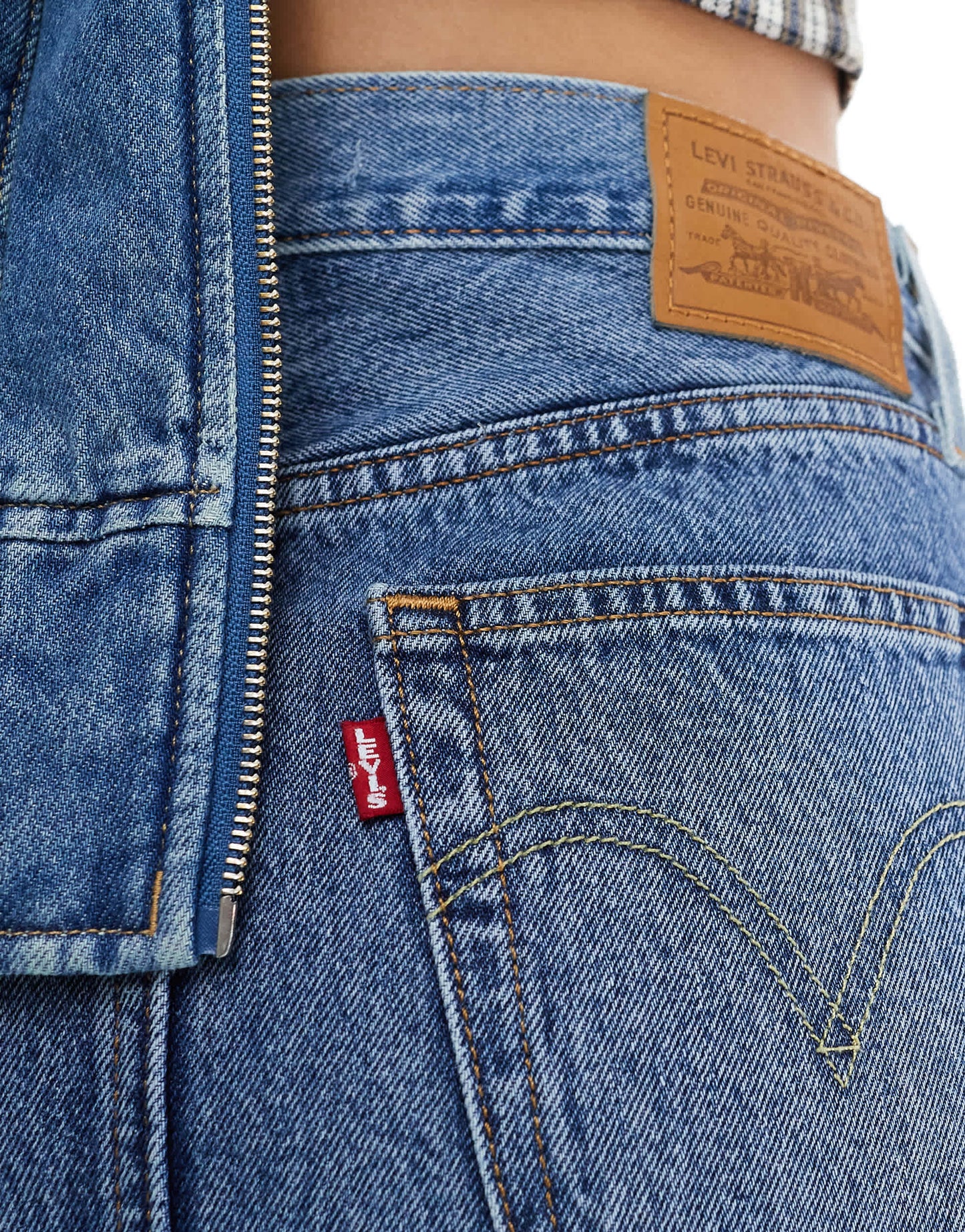 Levi's western icon denim skirt in light blue