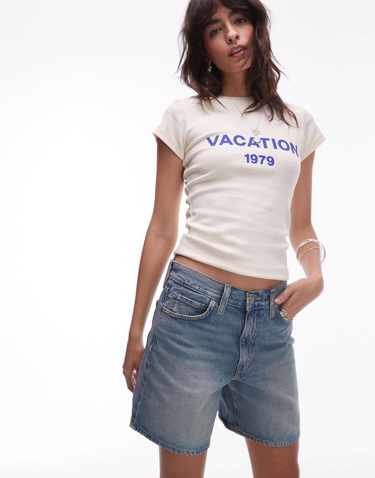 Levi's '94 baggy shorts in light wash blue