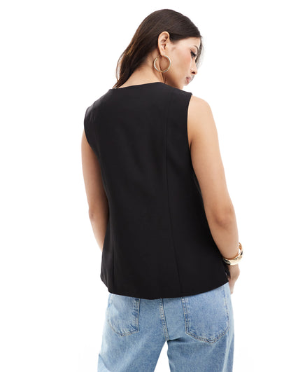 New Look longline button down waistcoat in black
