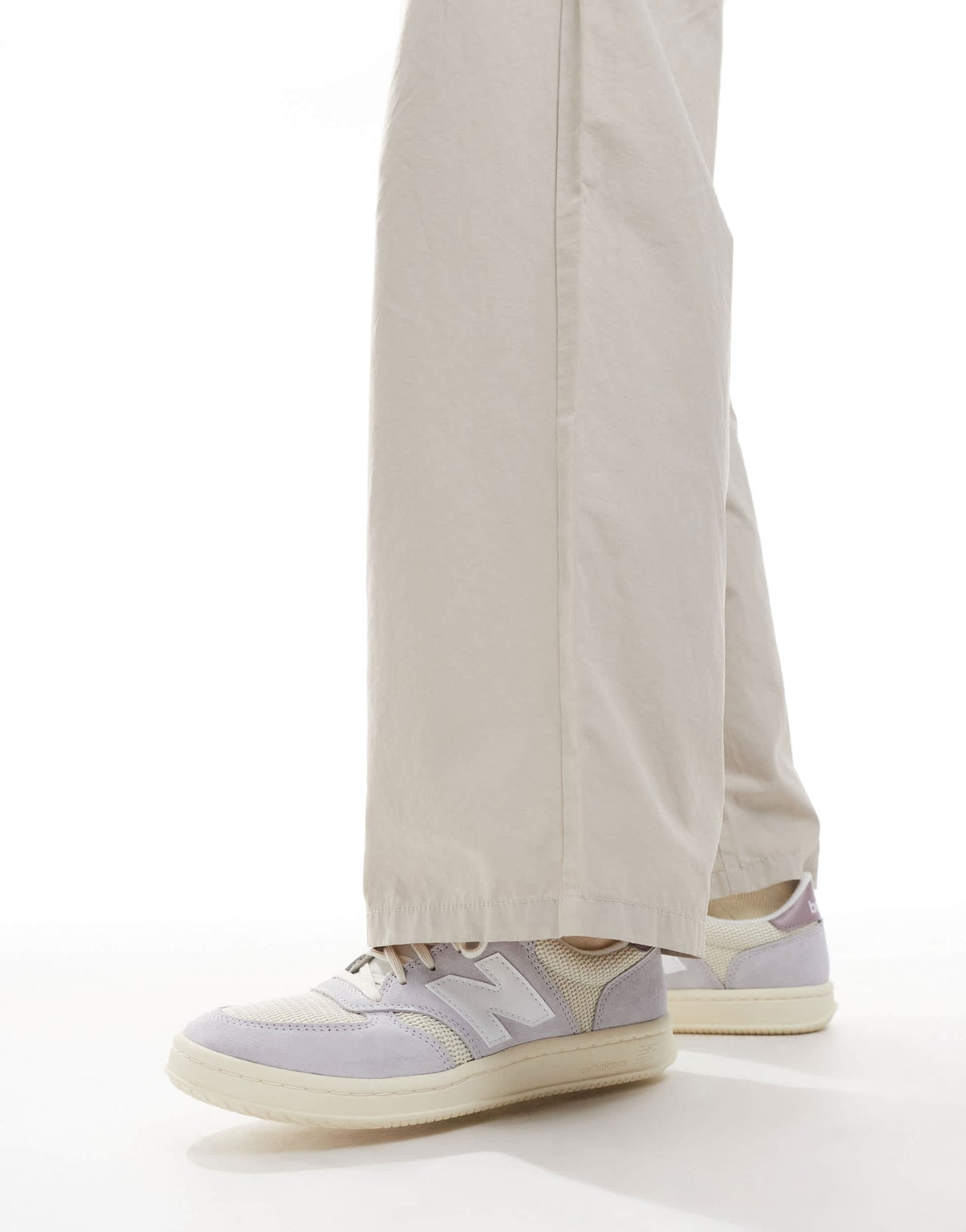 New Balance CT500 unisex trainers in light grey