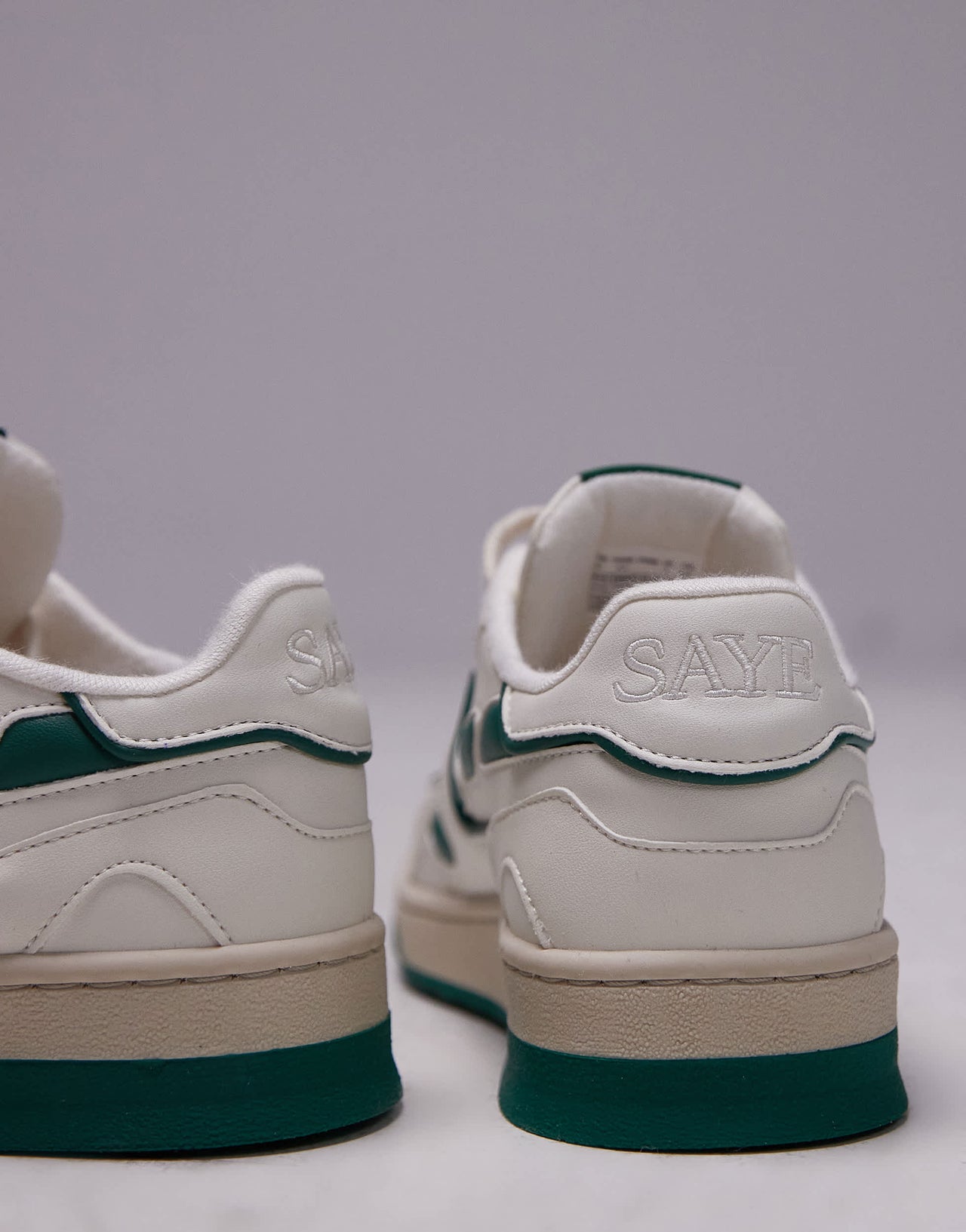 Saye unisex M92 Bold trainer in green