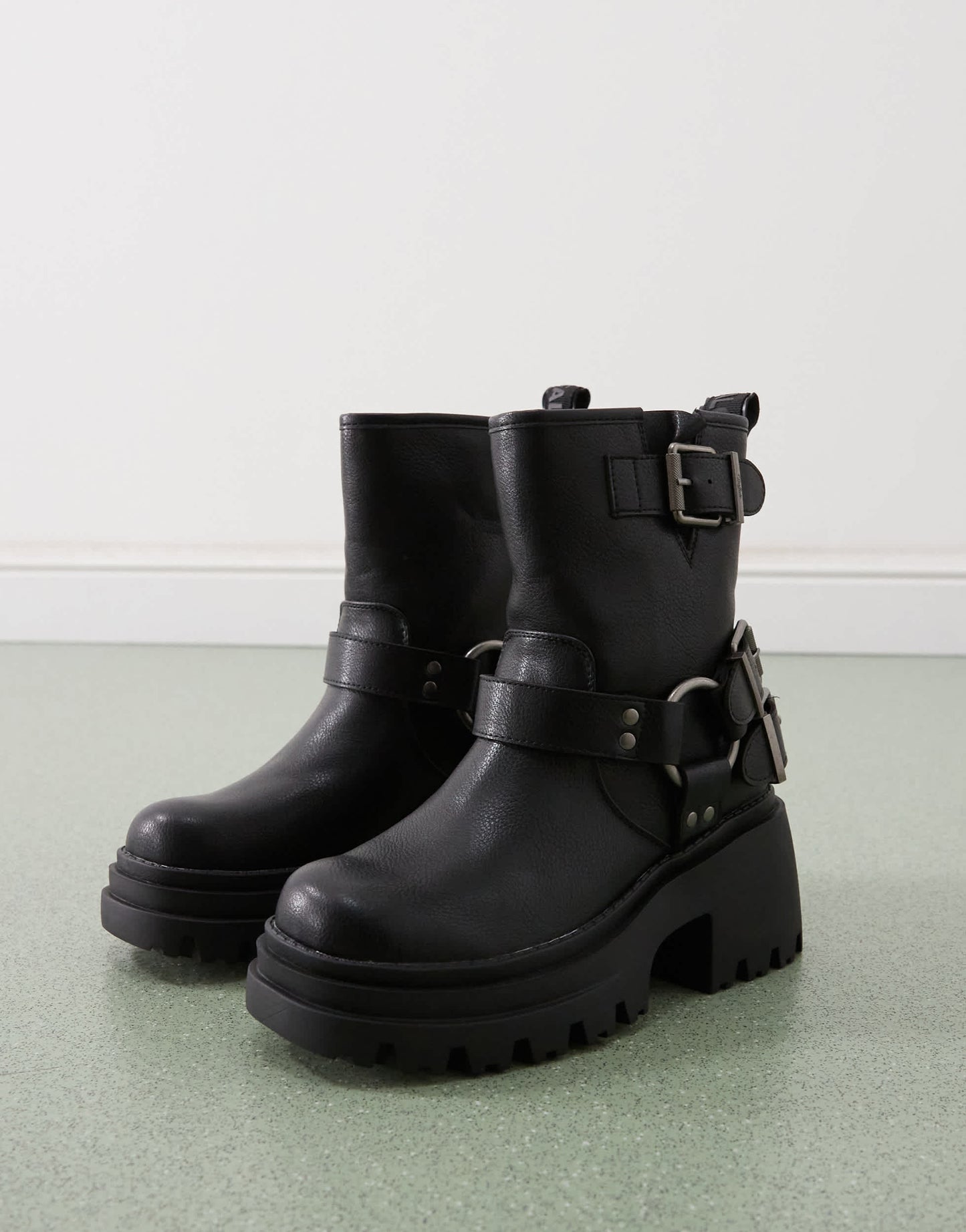Buffalo biker boot in black