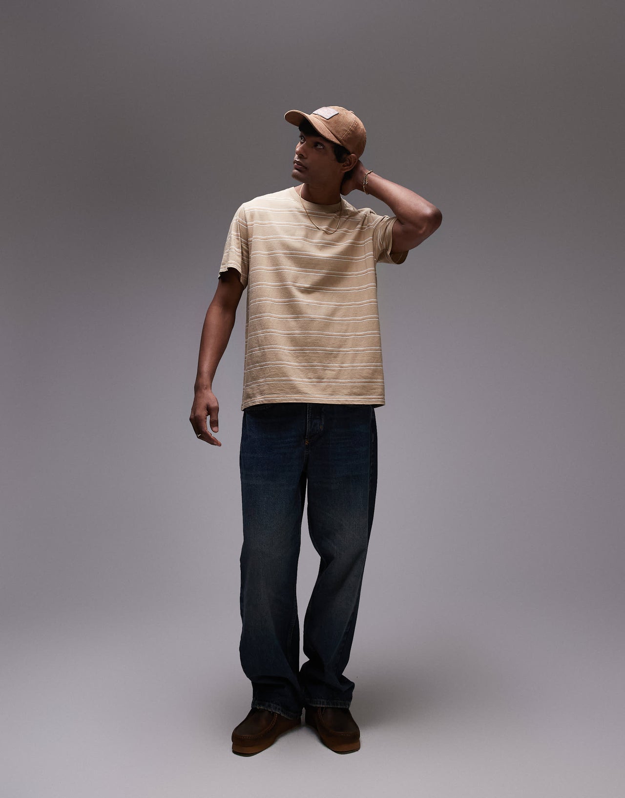 Levi's the essential relaxed fit jacquard stripe t-shirt in tan