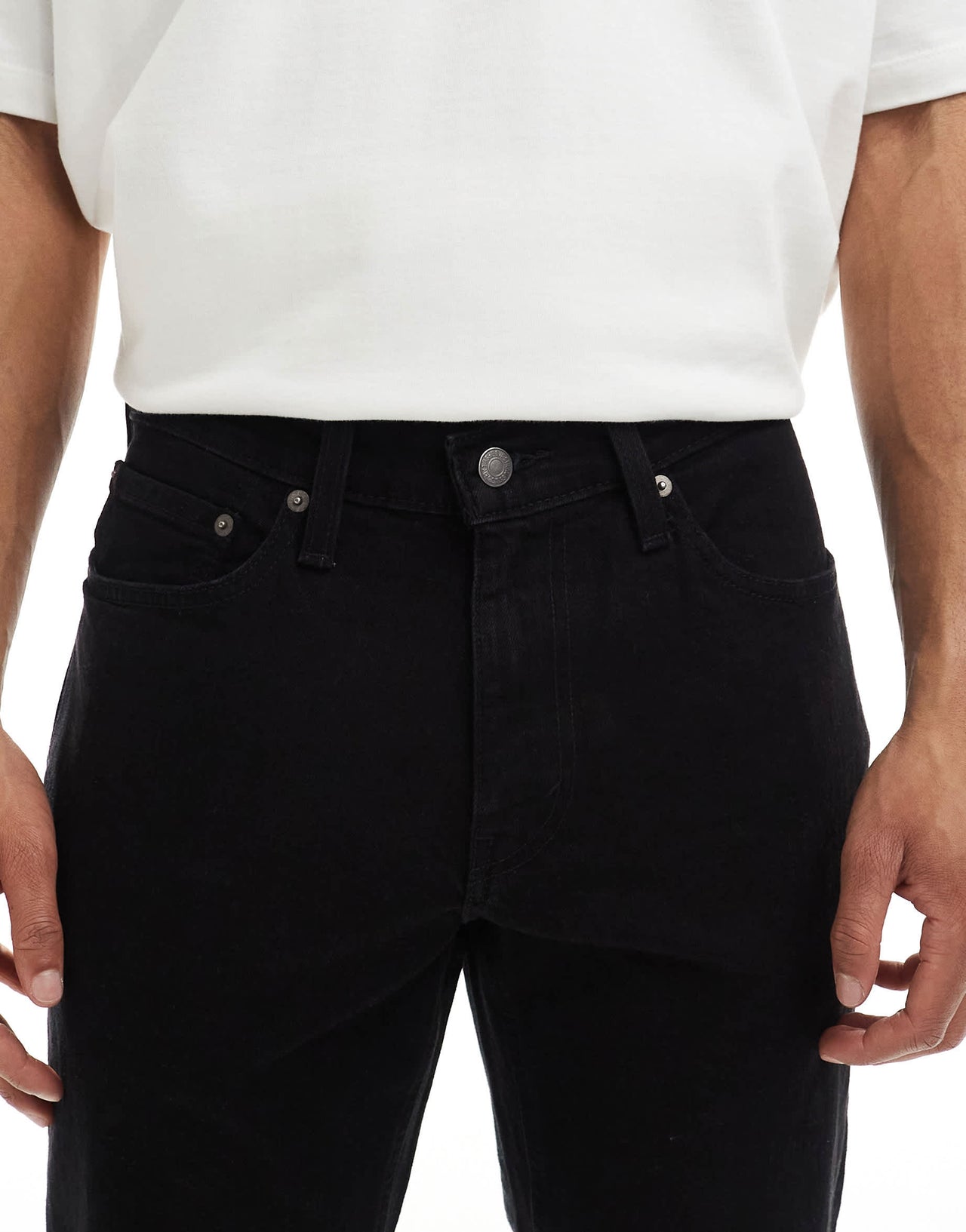 Levi's 541 athletic tapered fit jeans in black