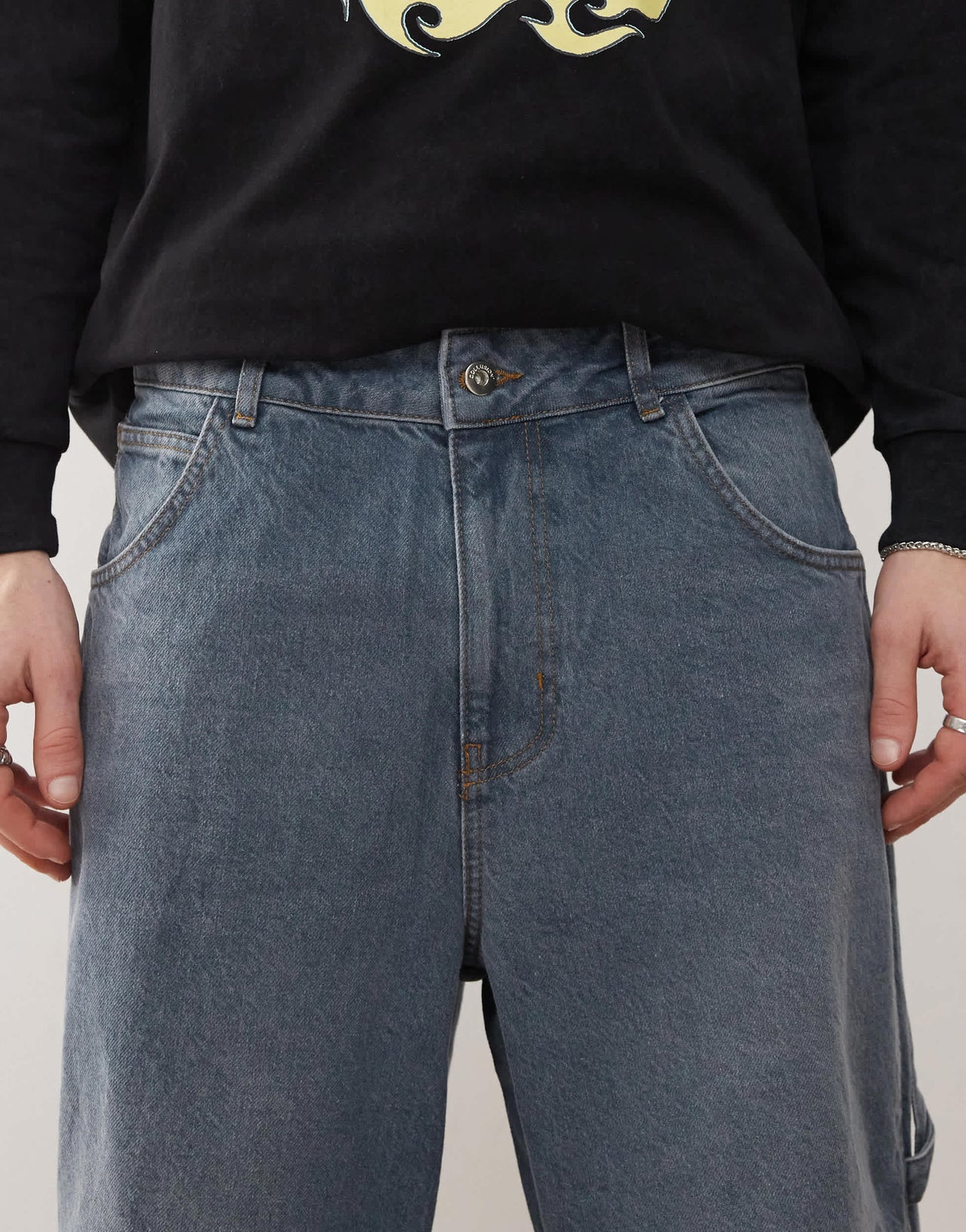 COLLUSION X006 barrel skate jeans in smokey wash - GREY