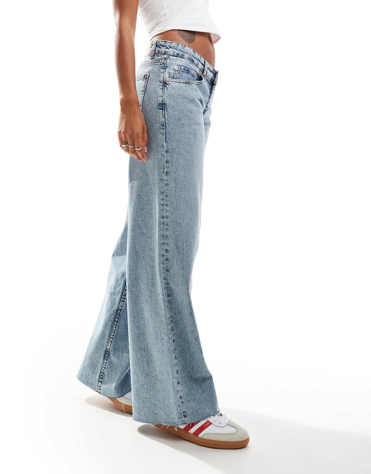 Motel roomy wide leg low rise jeans in vintage blue wash
