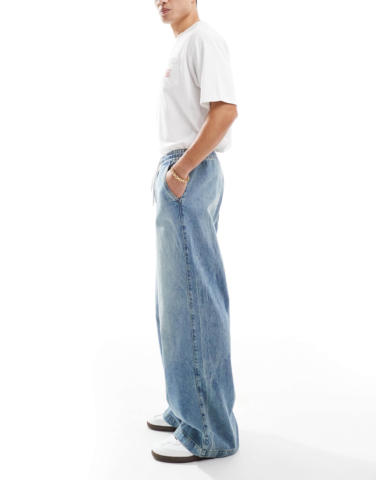 ASOS DESIGN loose pull on jean in light wash blue