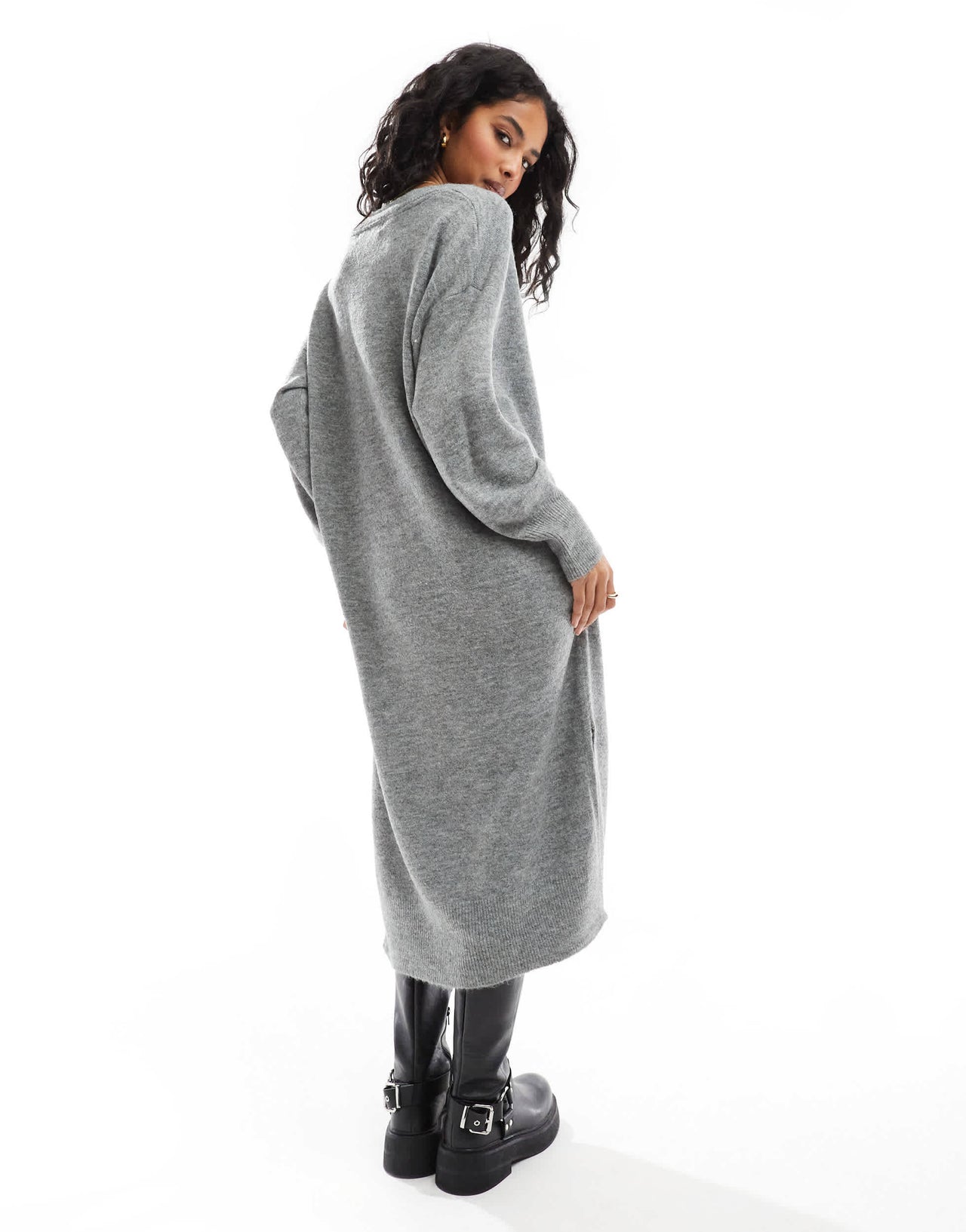 Vero Moda oversized knitted v neck midi dress in medium grey melange