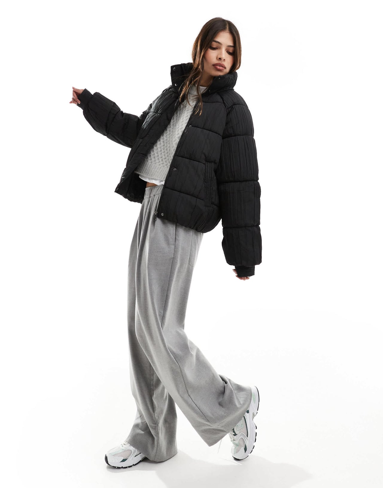 Vero Moda textured plisse short padded coat in black