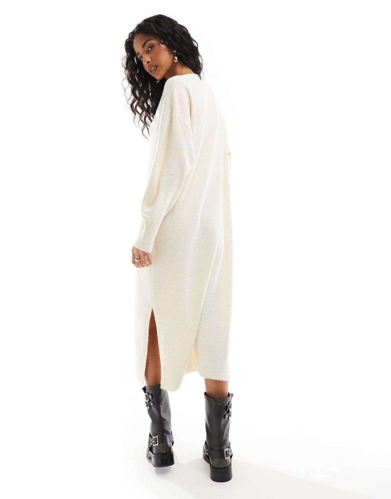 Vero Moda oversized knitted v neck midi dress in cream melange