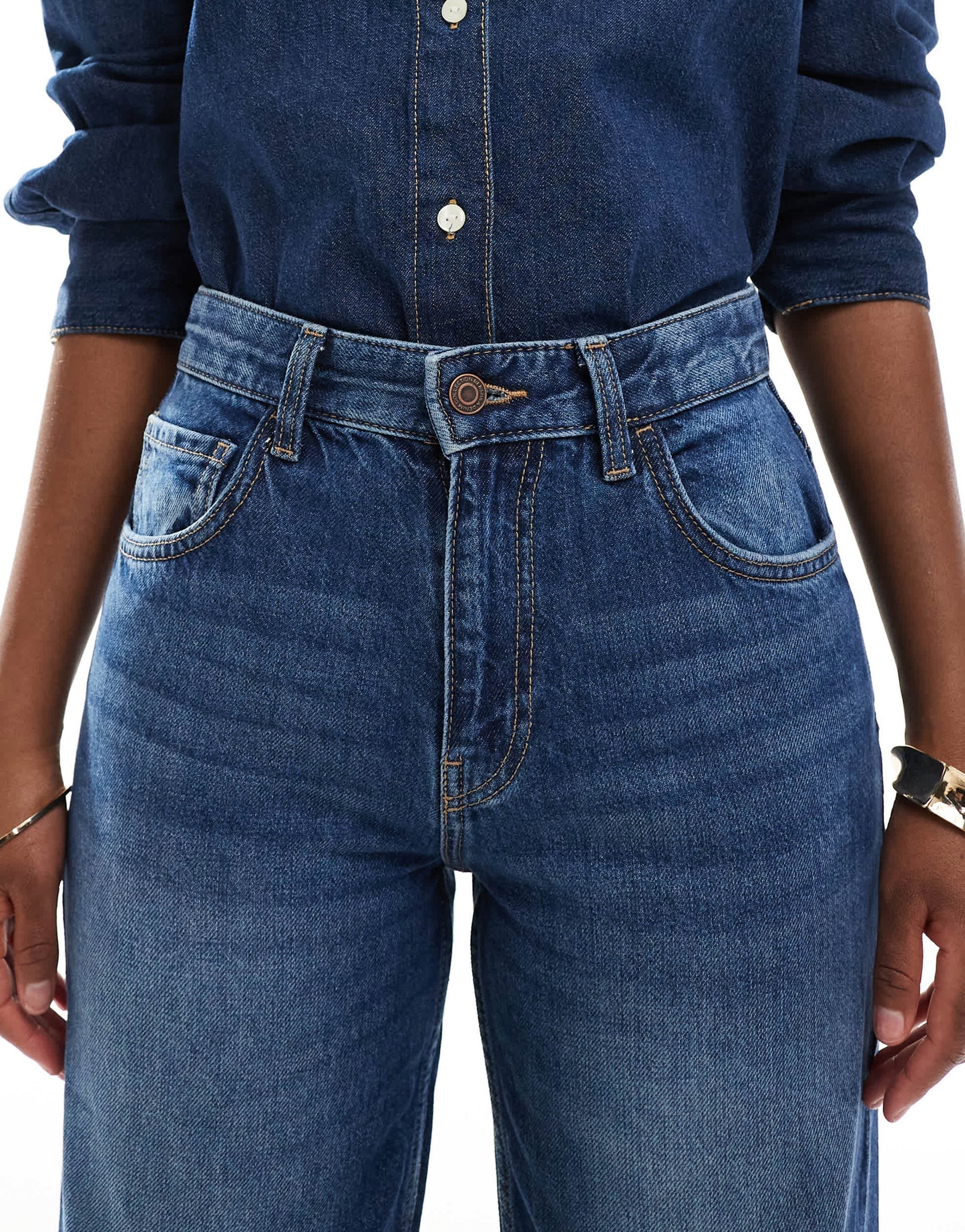 Bershka high waisted 90s wide leg jeans in dark wash