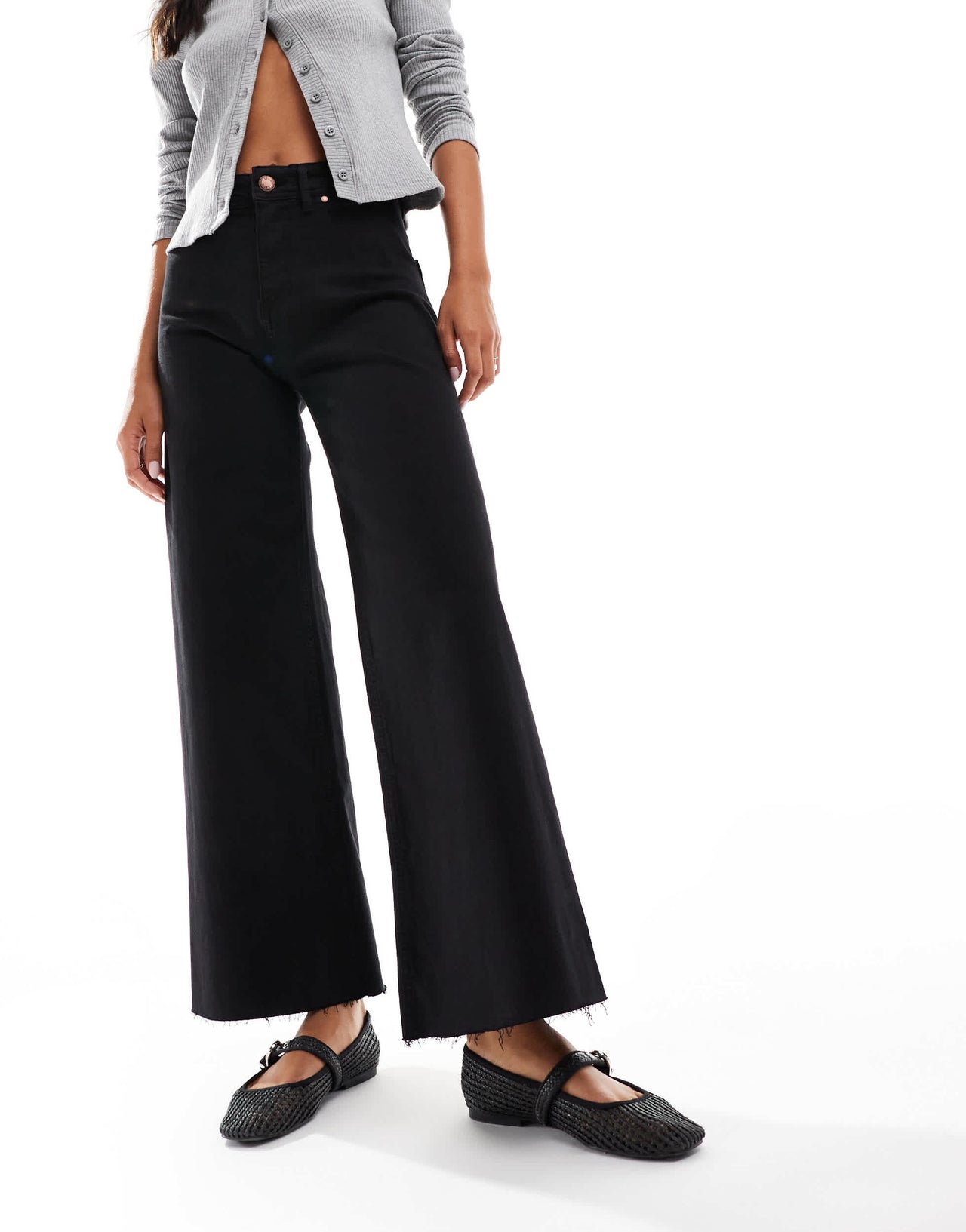 Stradivarius wide leg jean in black