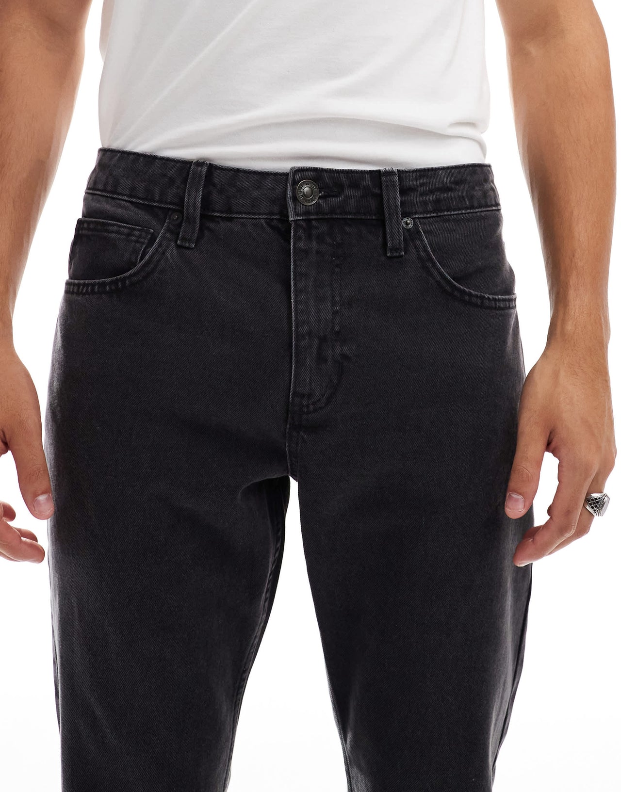 New Look straight fit jeans in washed black