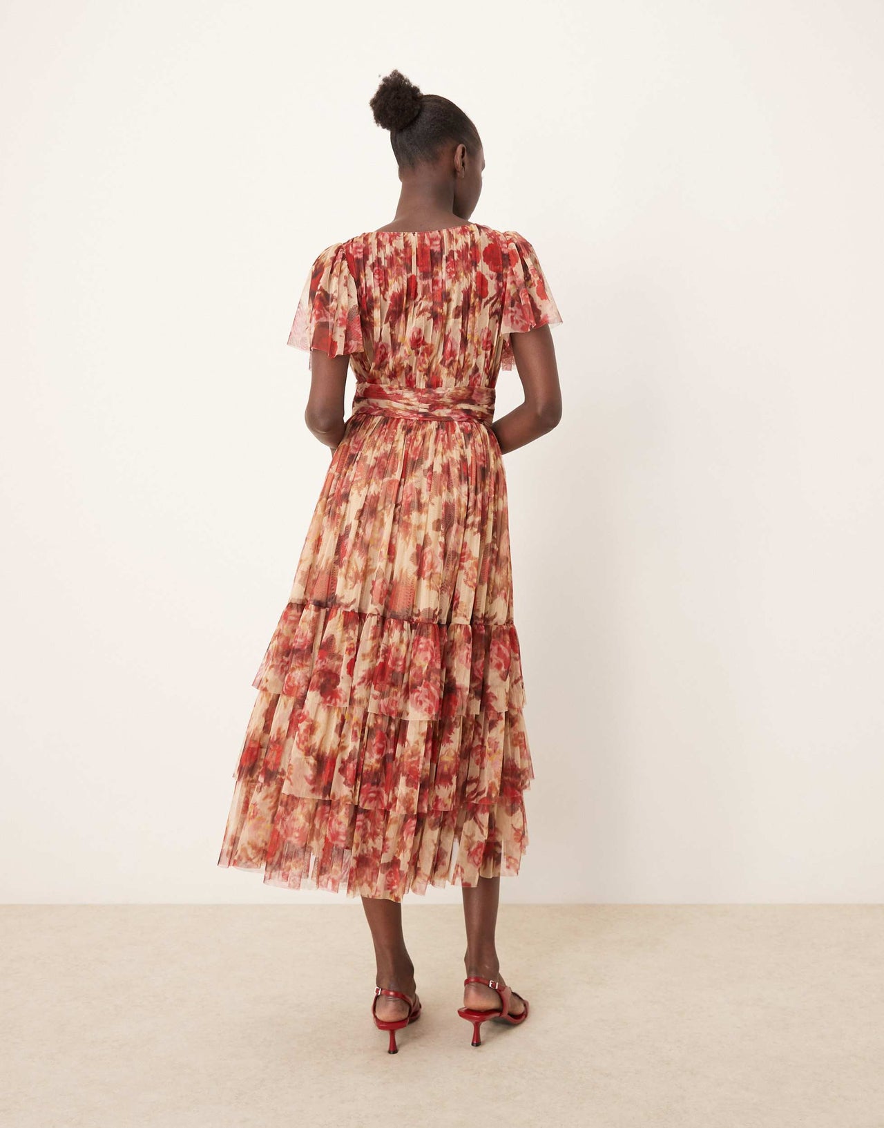 Lace & Beads Bridesmaid Madison v neck tulle midi dress in rose floral