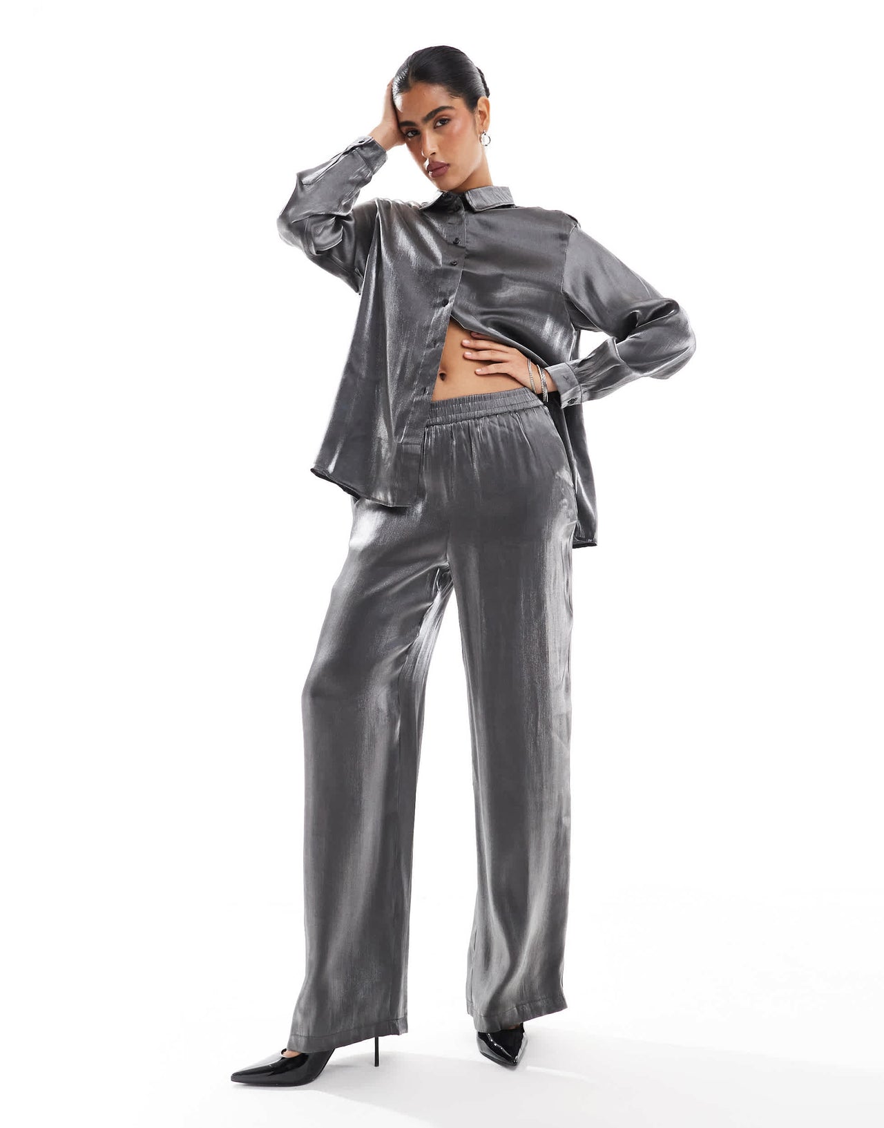 Pieces pull on trouser co-ord in metallic grey