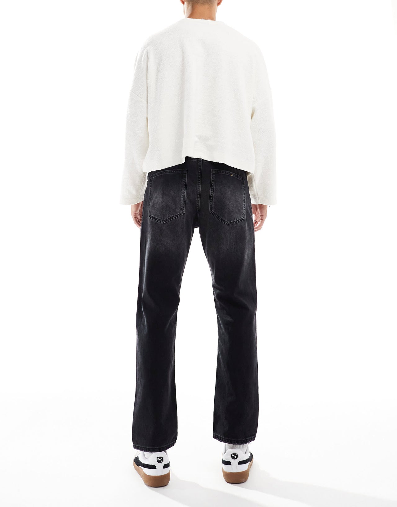 Pull&Bear straight vintage fit jeans in black