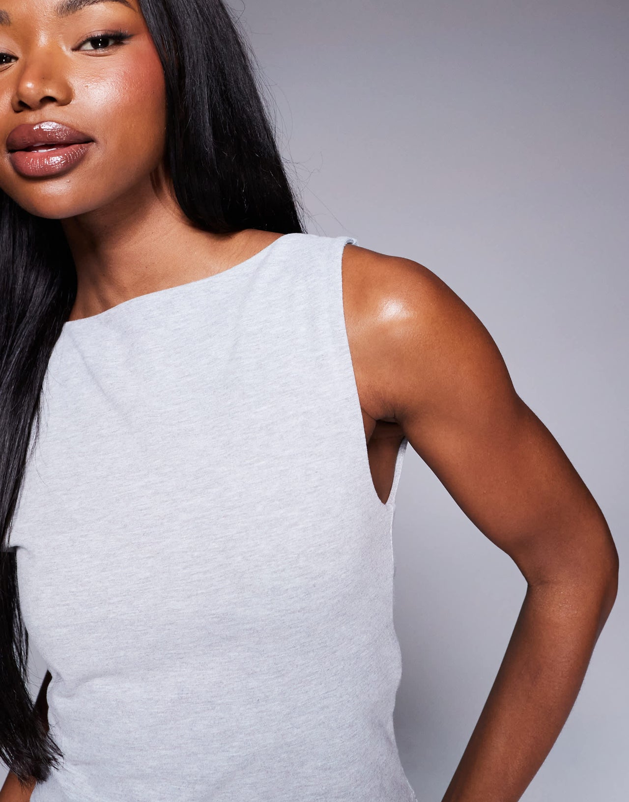 4505 Icon soft touch boat neck tank with inner bra in grey marl