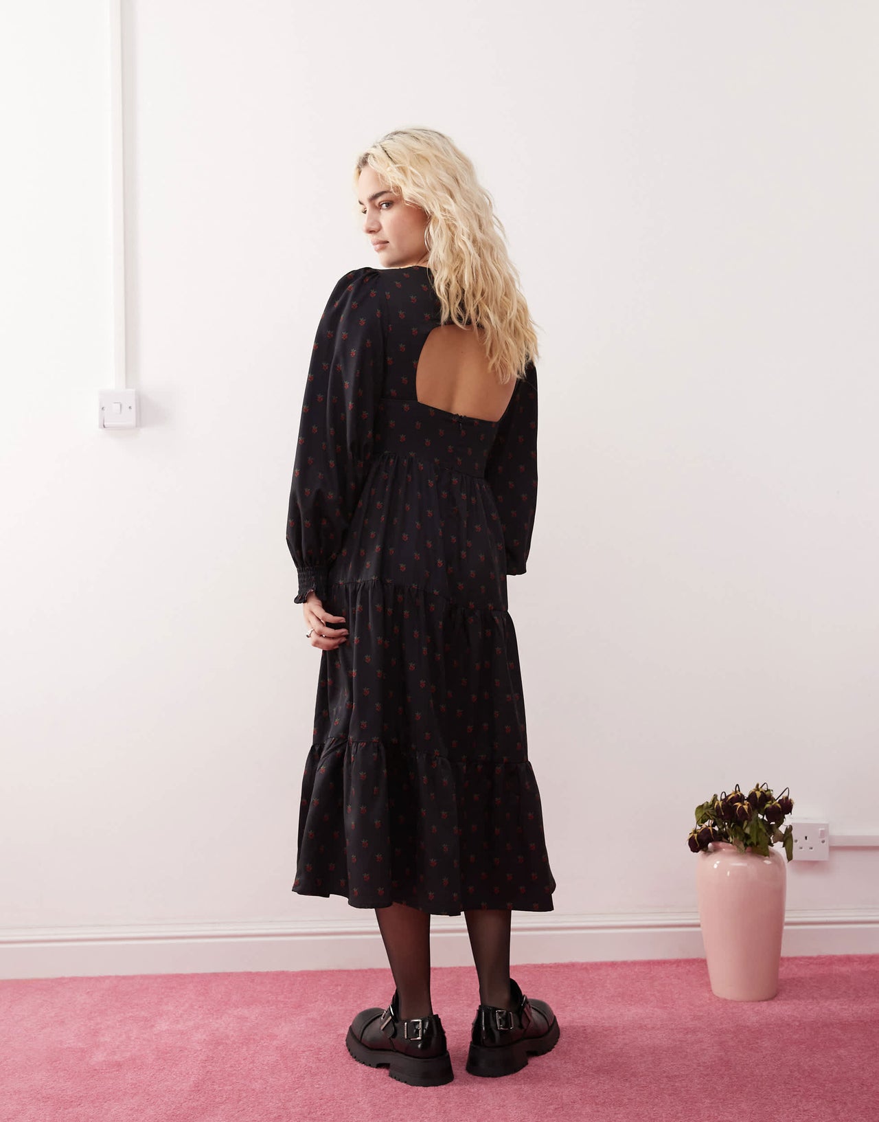 Daisy Street v neck long sleeve midi tea dress in black and red ditsy floral