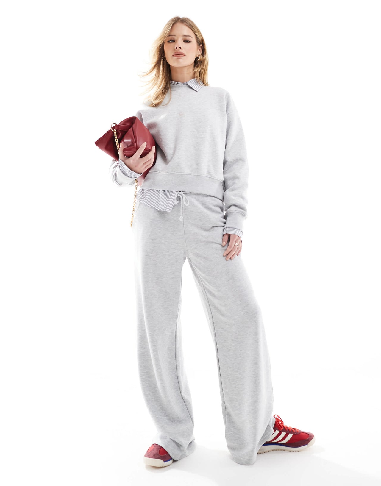 Stradivarius round neck sweatshirt in grey