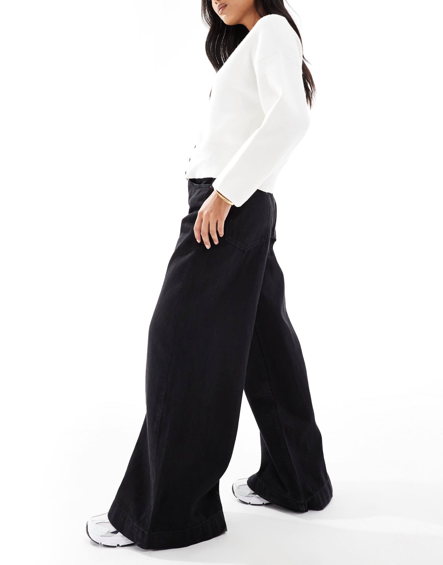 Stradivarius Petite baggy jean in black