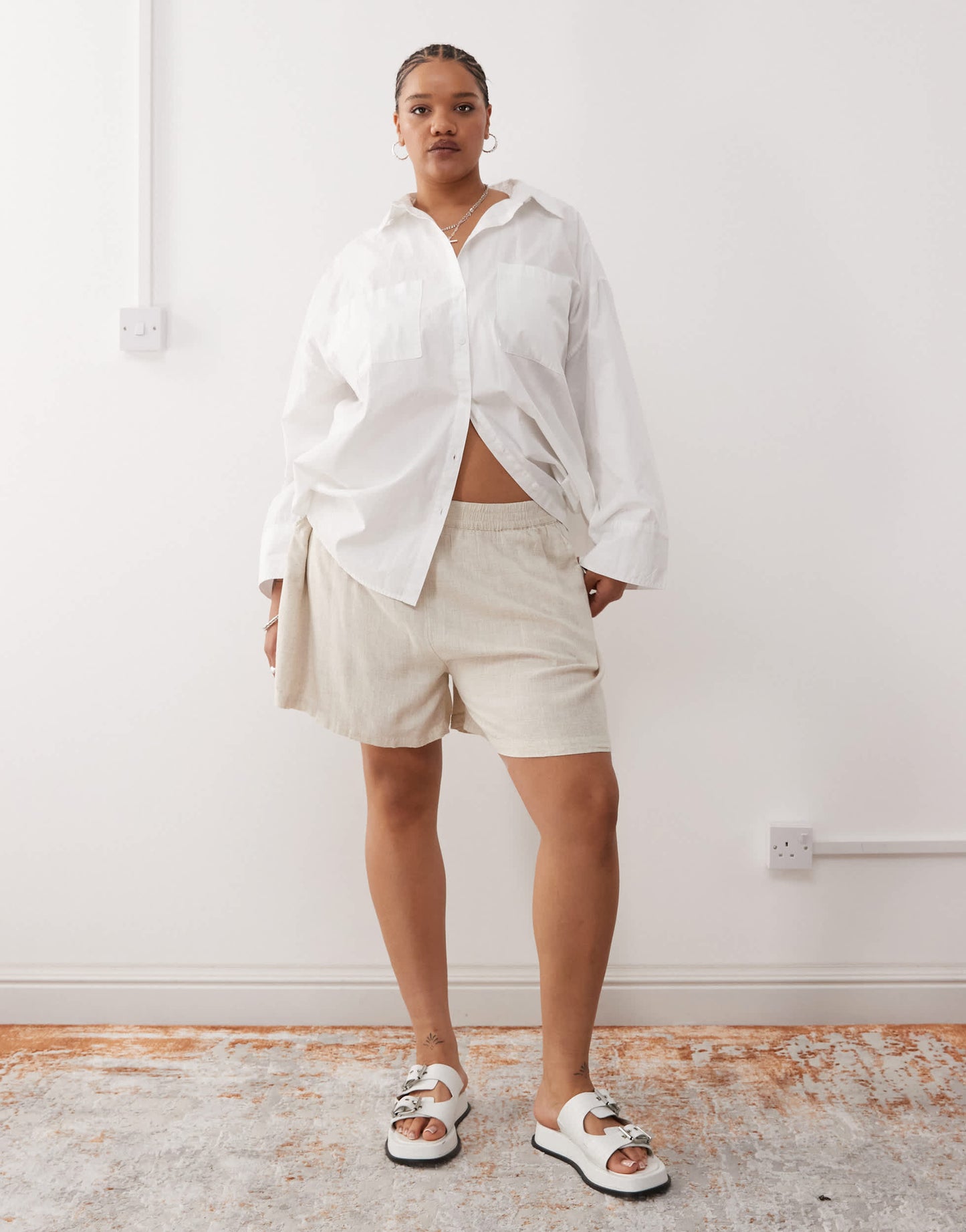 Noisy May Curve linen mix short in oatmeal